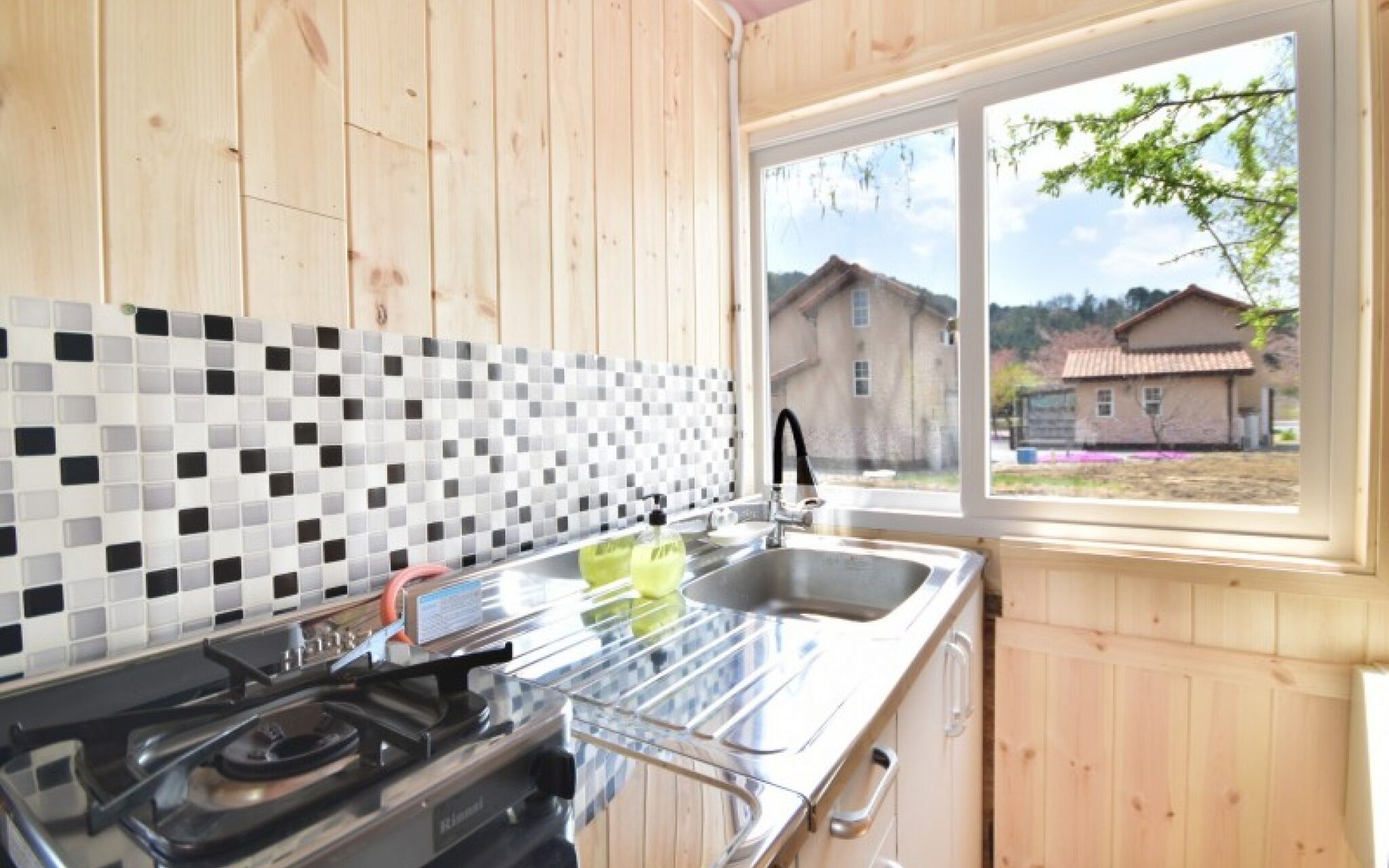 Gapyeong Week Palm Glamping Pension