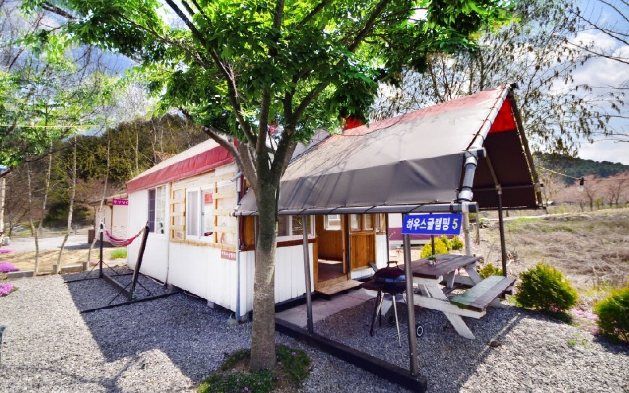 Gapyeong Week Palm Glamping Pension