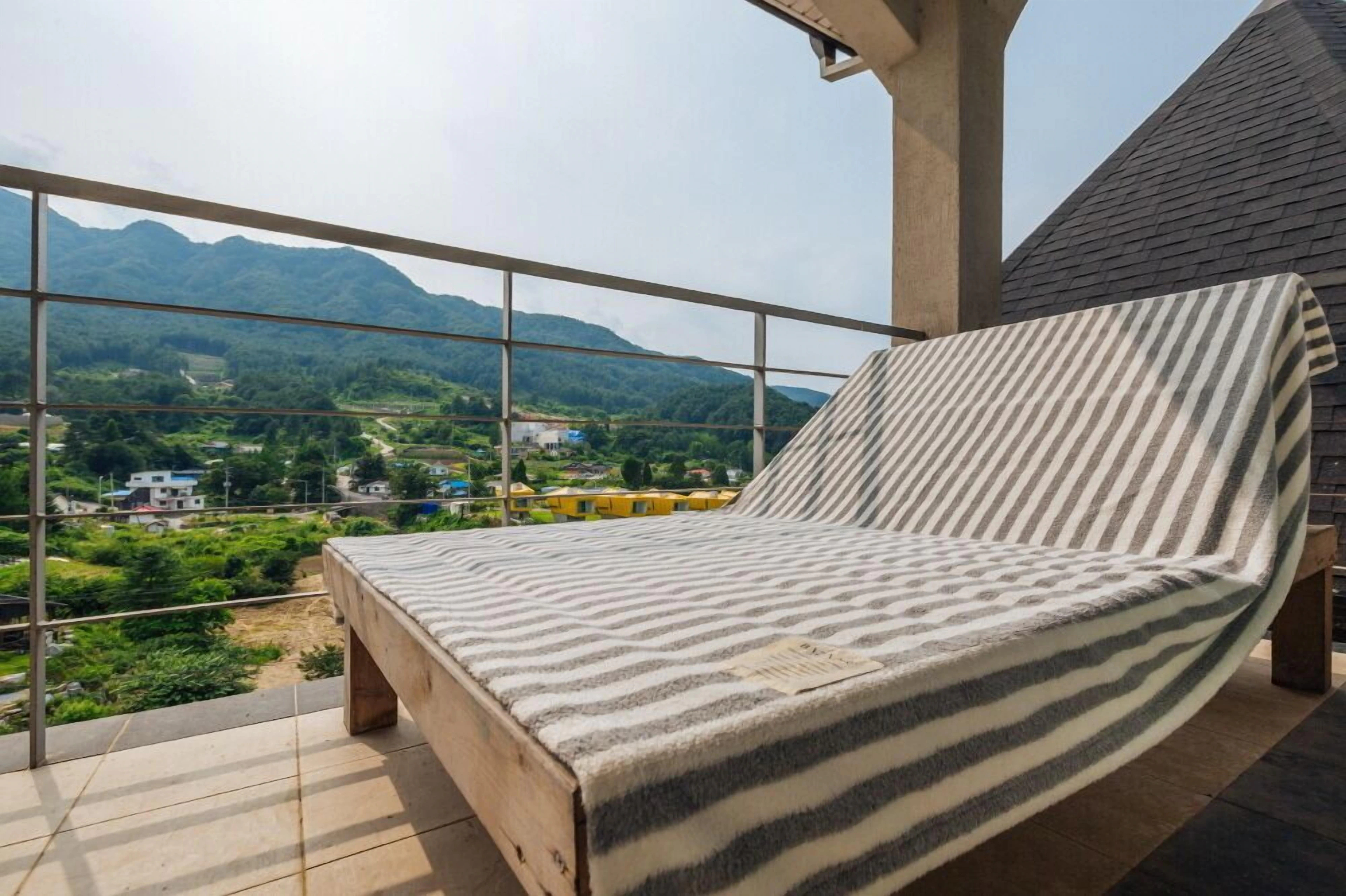 Haneul Mok Pension