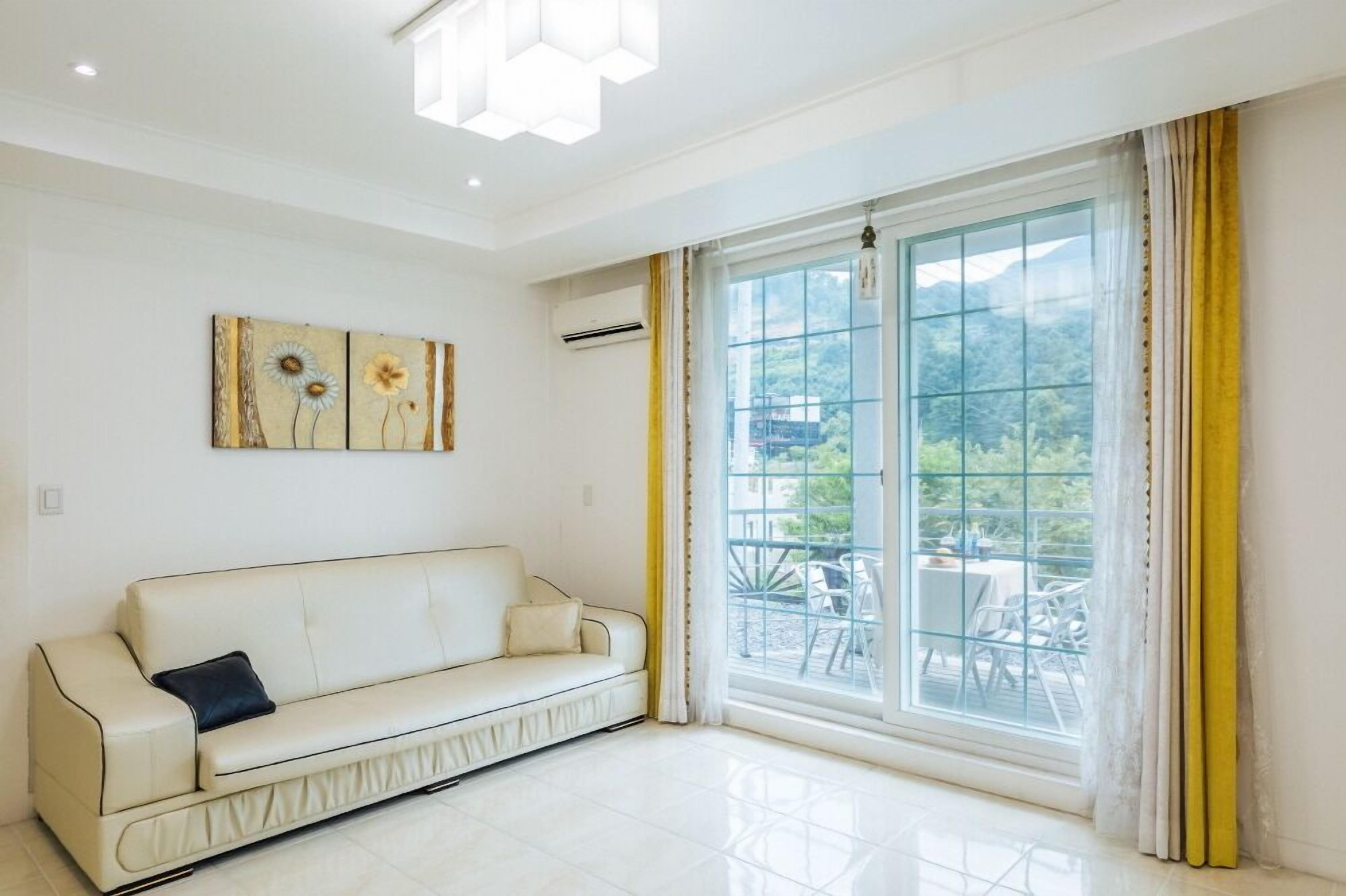Haneul Mok Pension