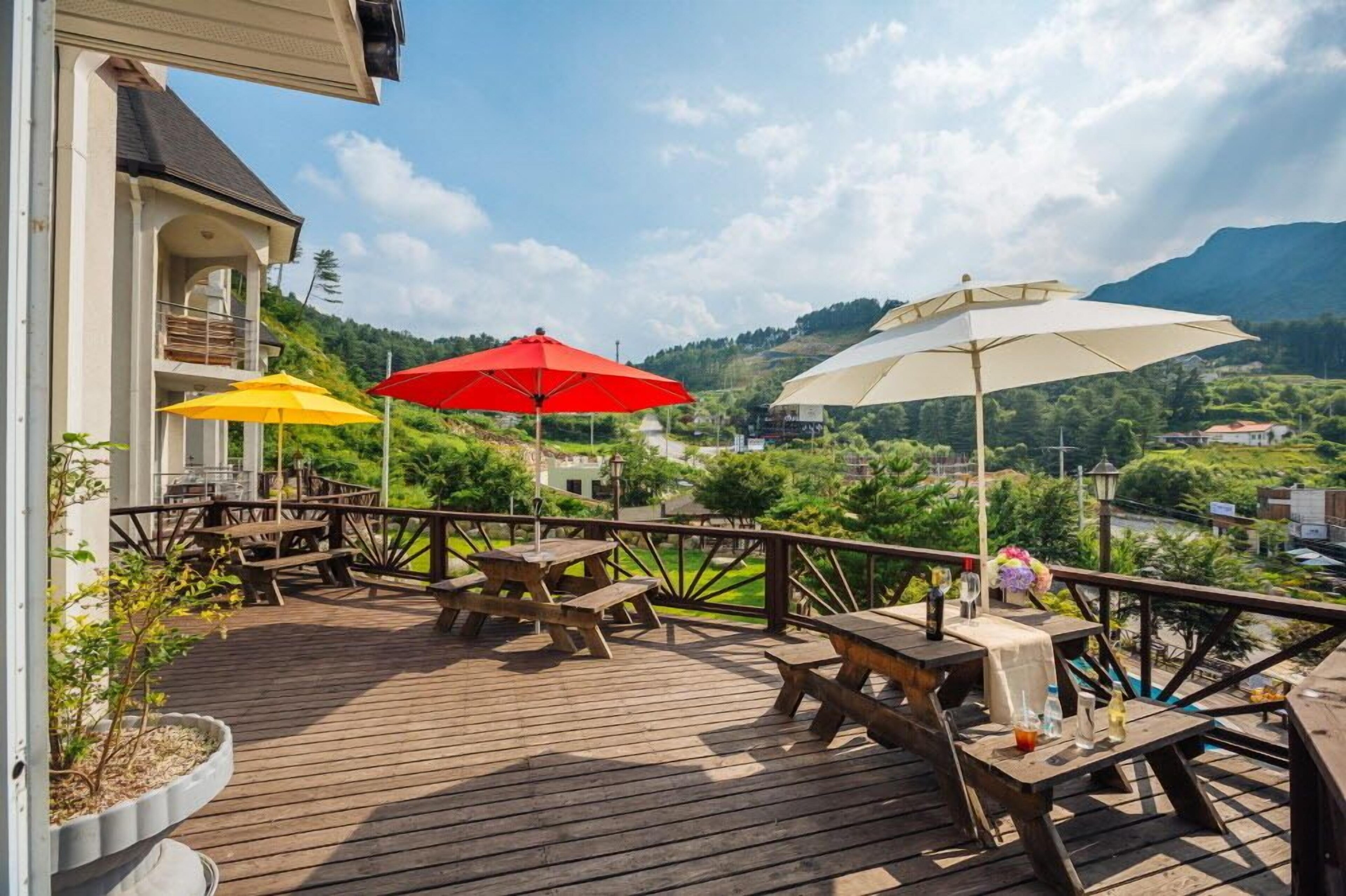 Haneul Mok Pension