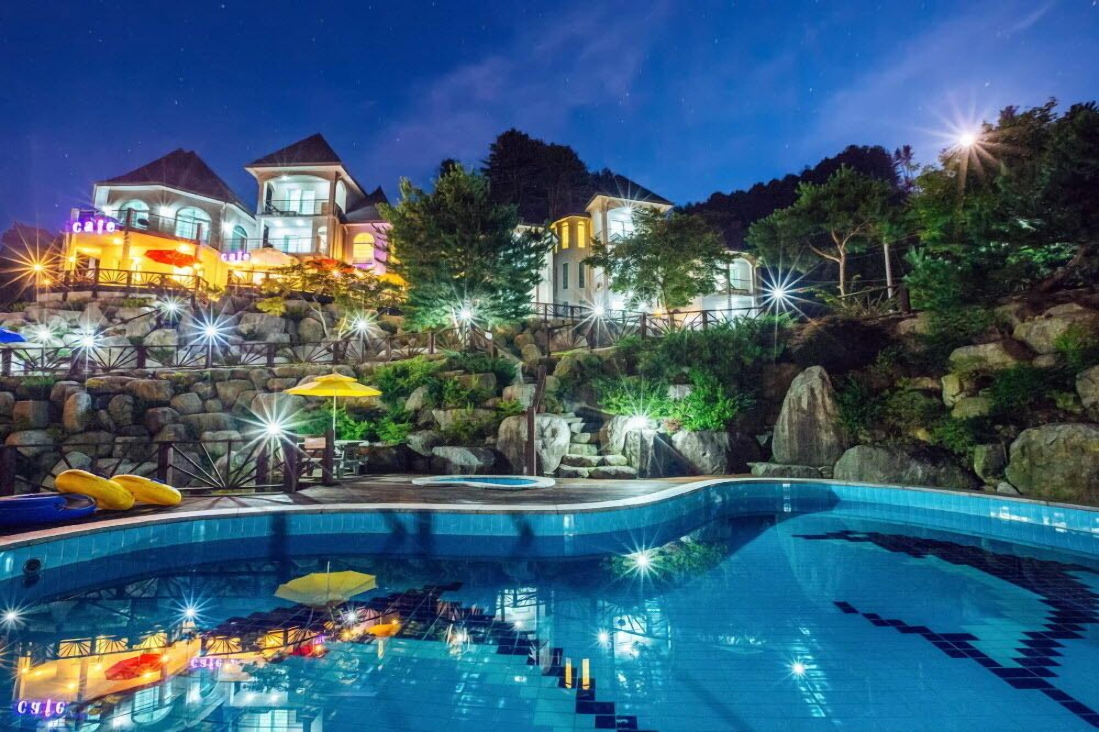 Haneul Mok Pension