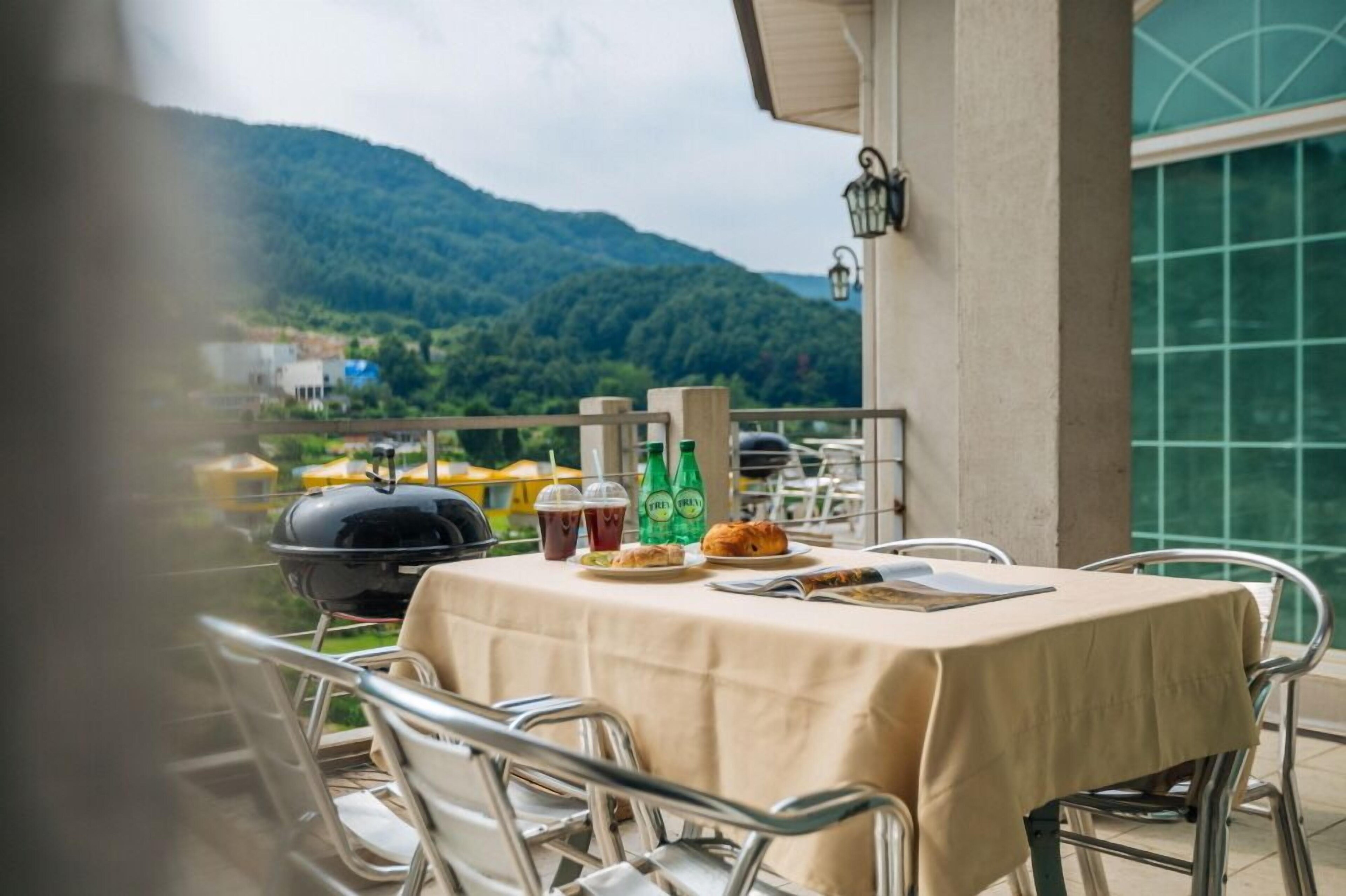 Haneul Mok Pension