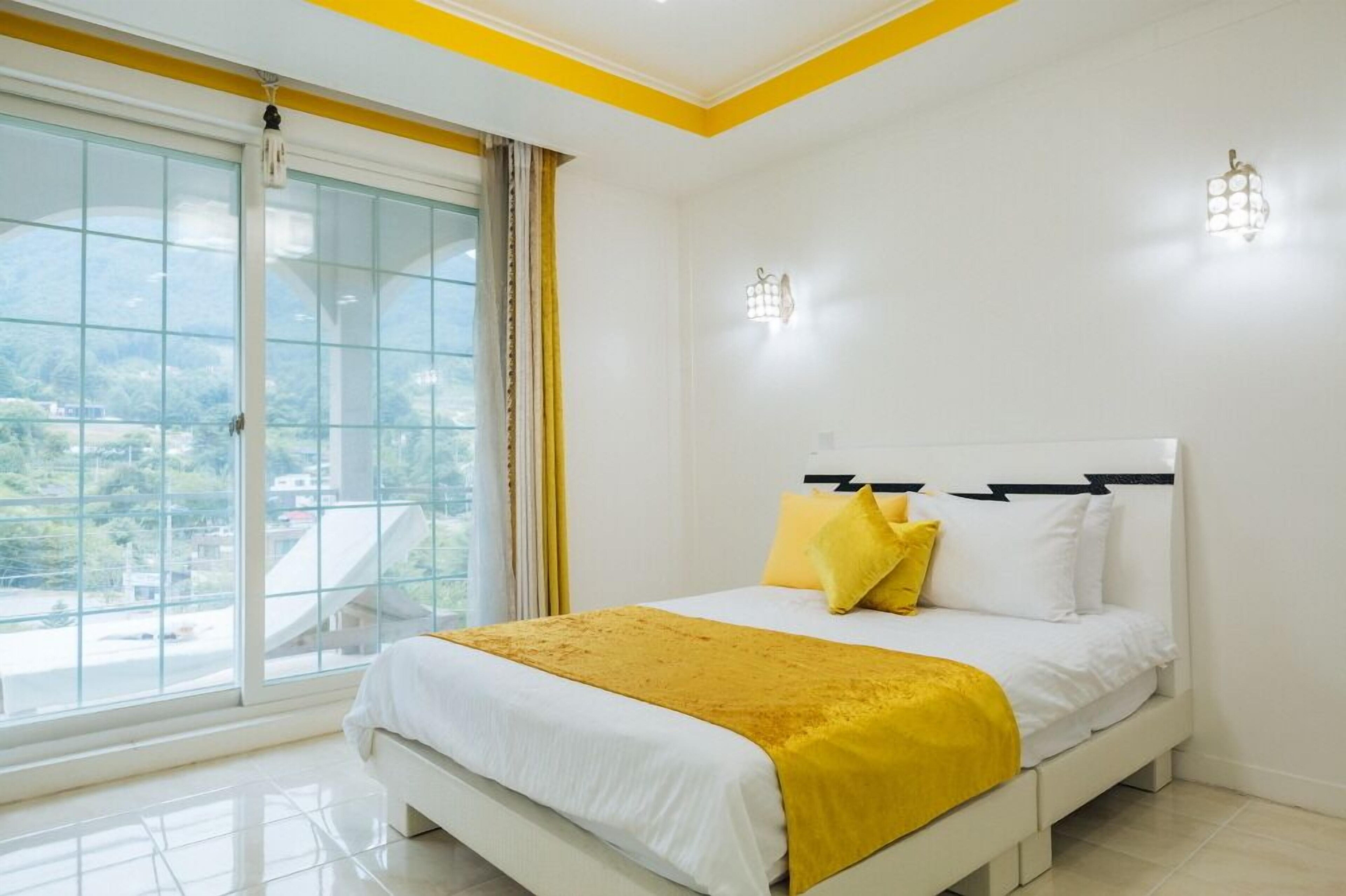 Haneul Mok Pension