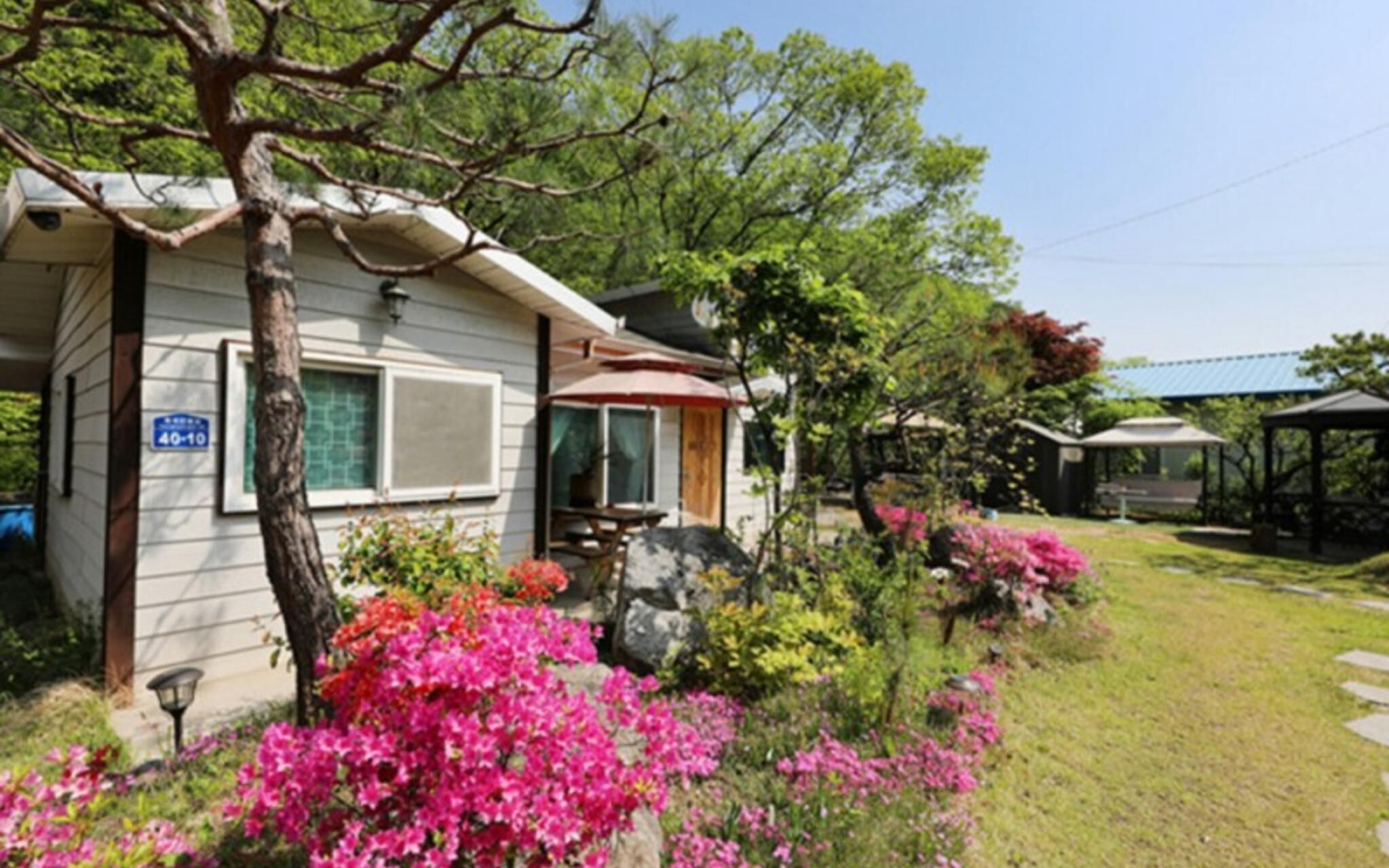 Hidden Valley Pension