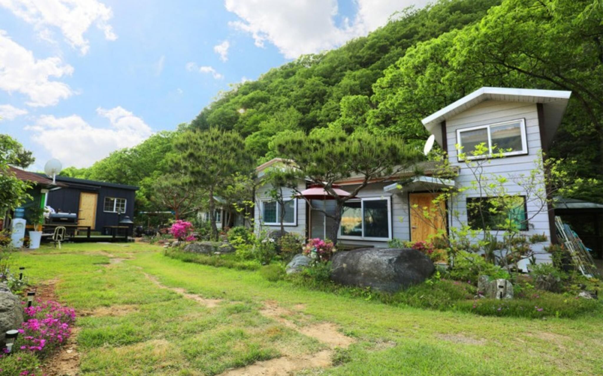 Hidden Valley Pension