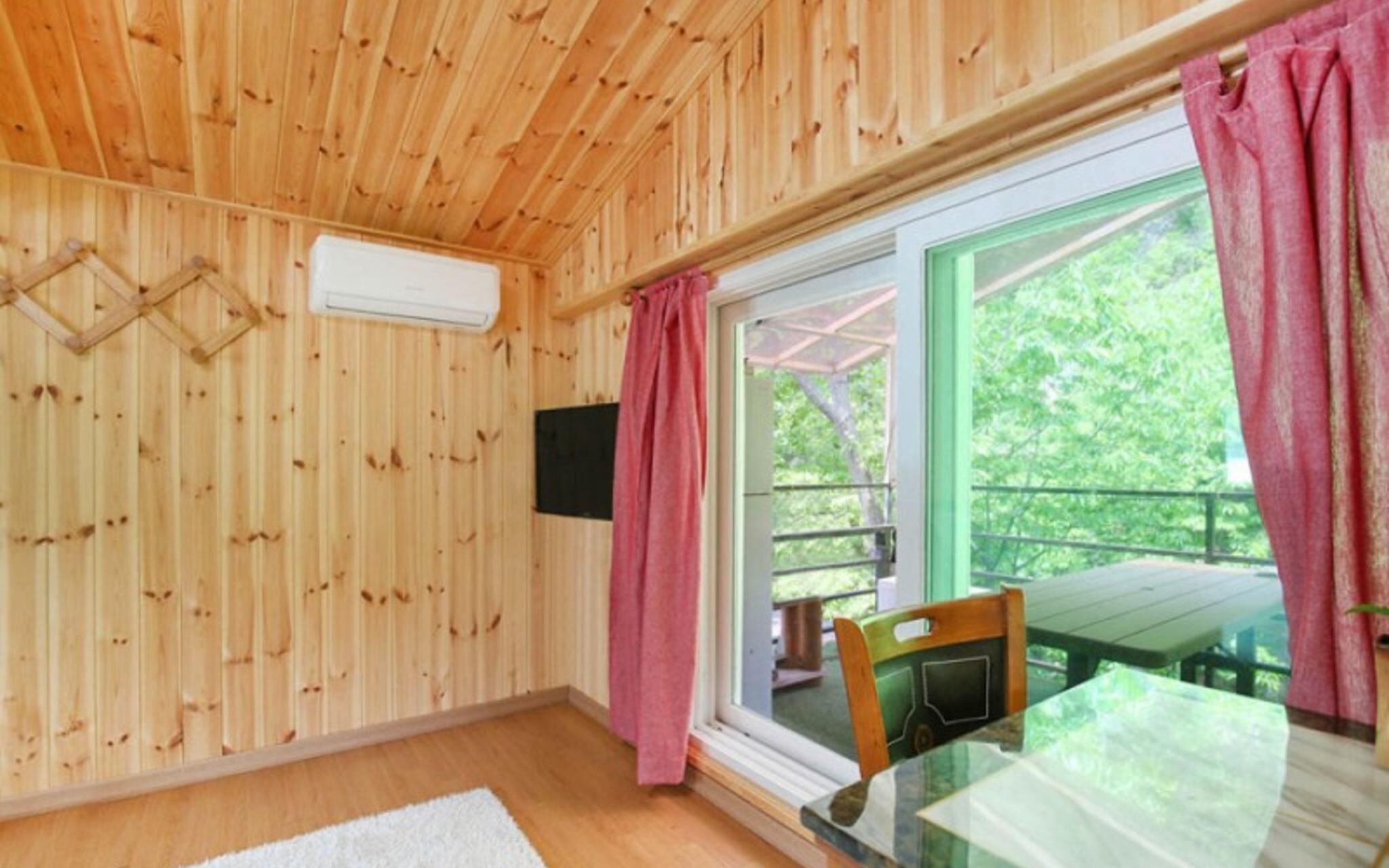 Hidden Valley Pension
