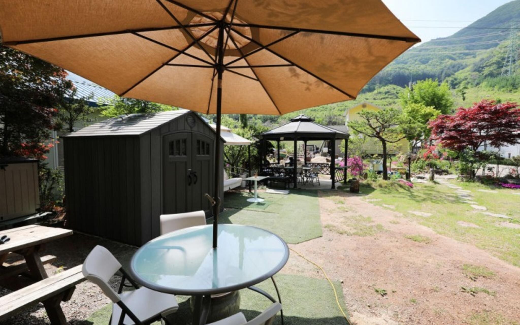 Hidden Valley Pension