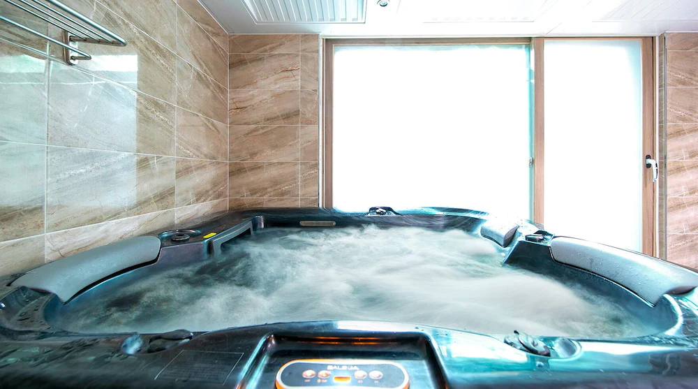 Kkoristar Pool And Spa Pension