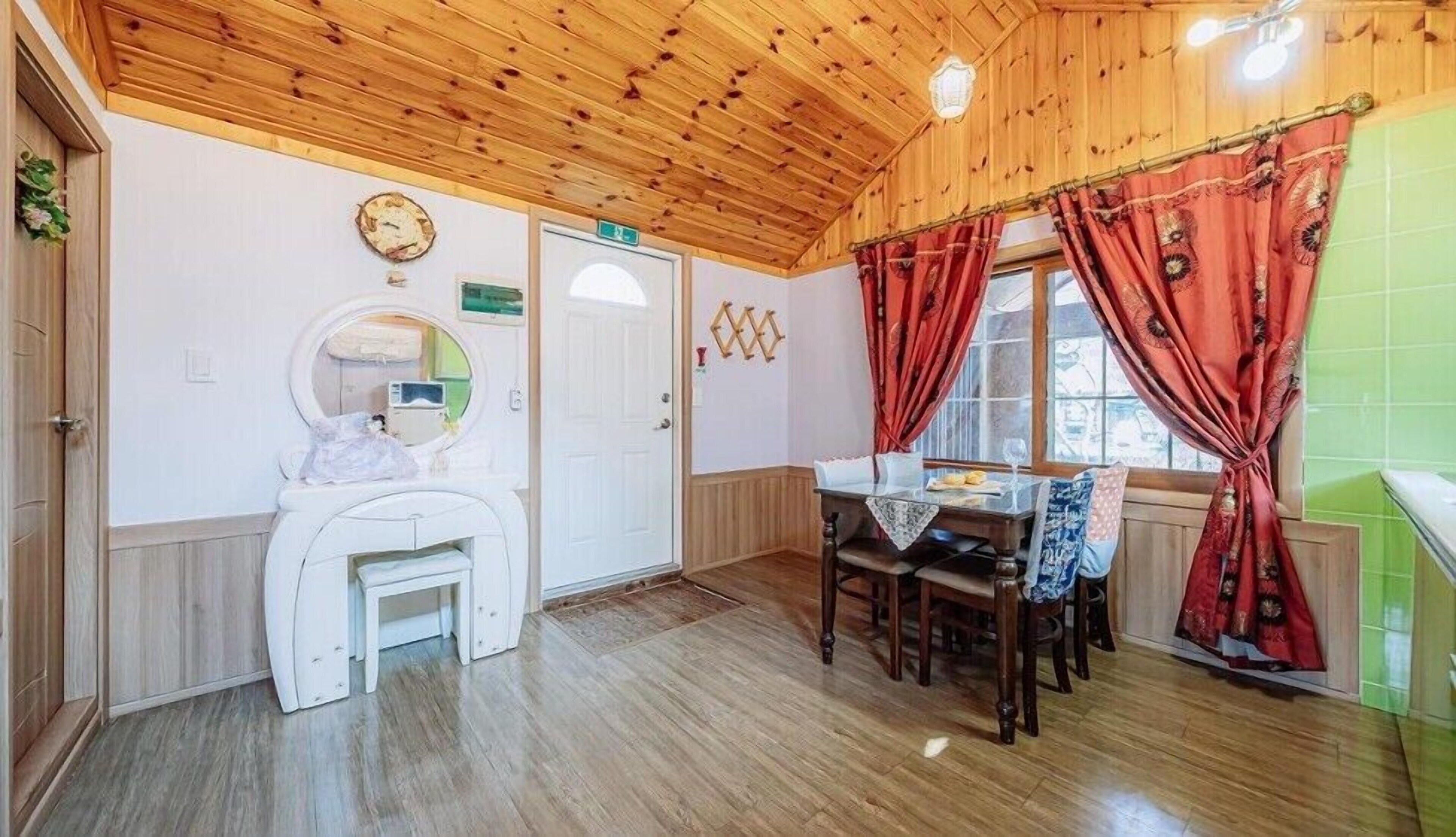 Lebois Pension