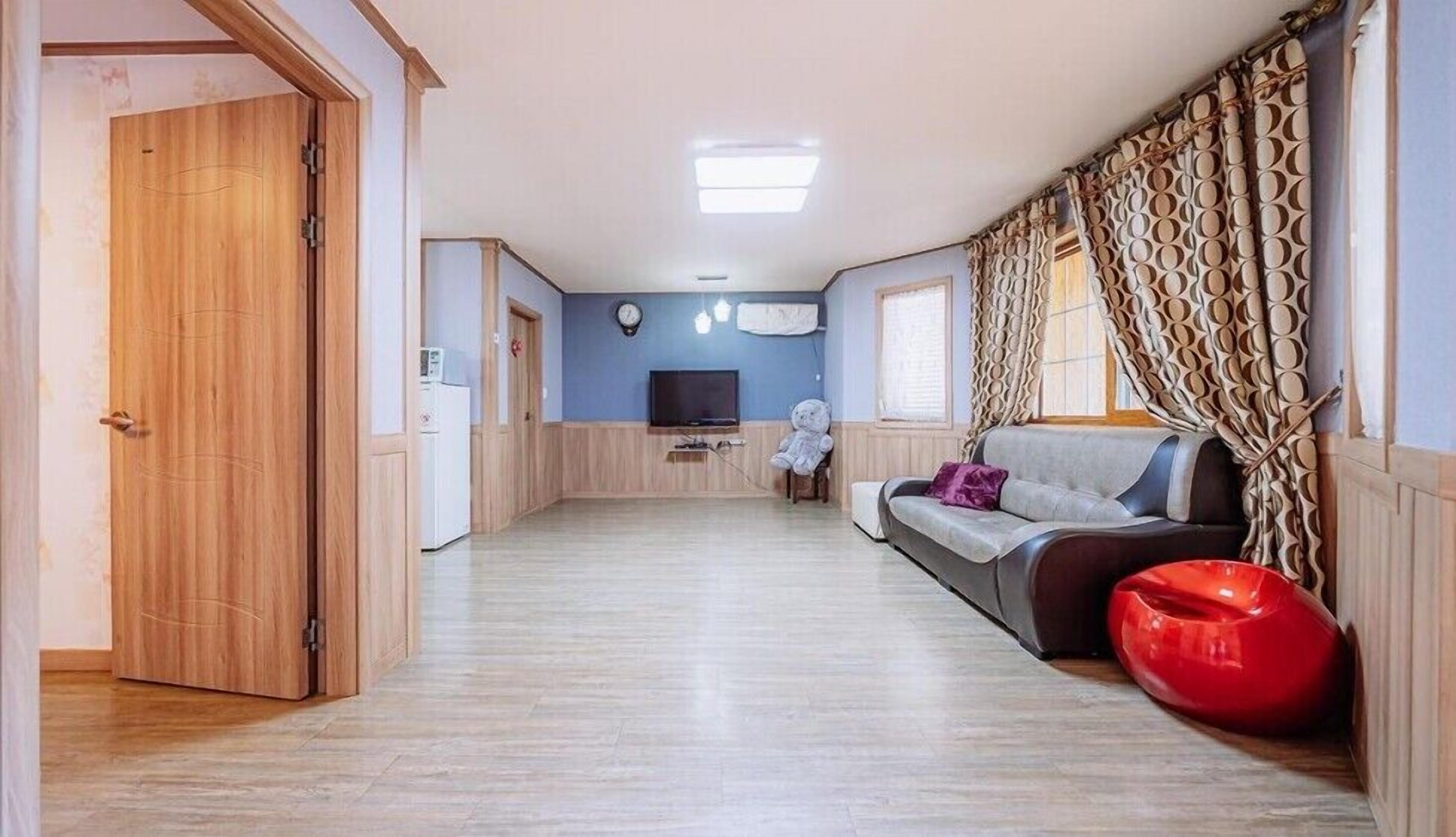 Lebois Pension