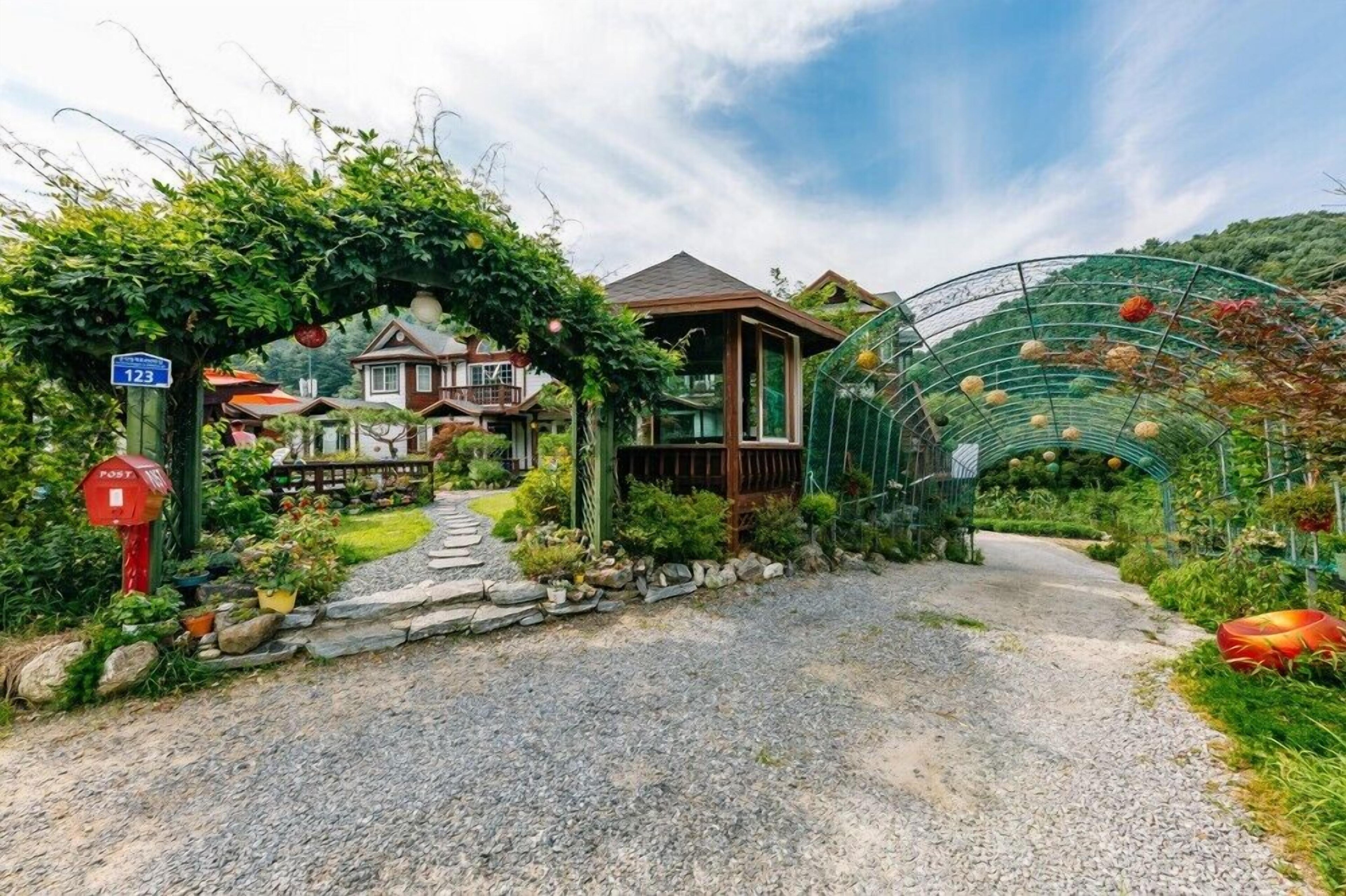 Lebois Pension