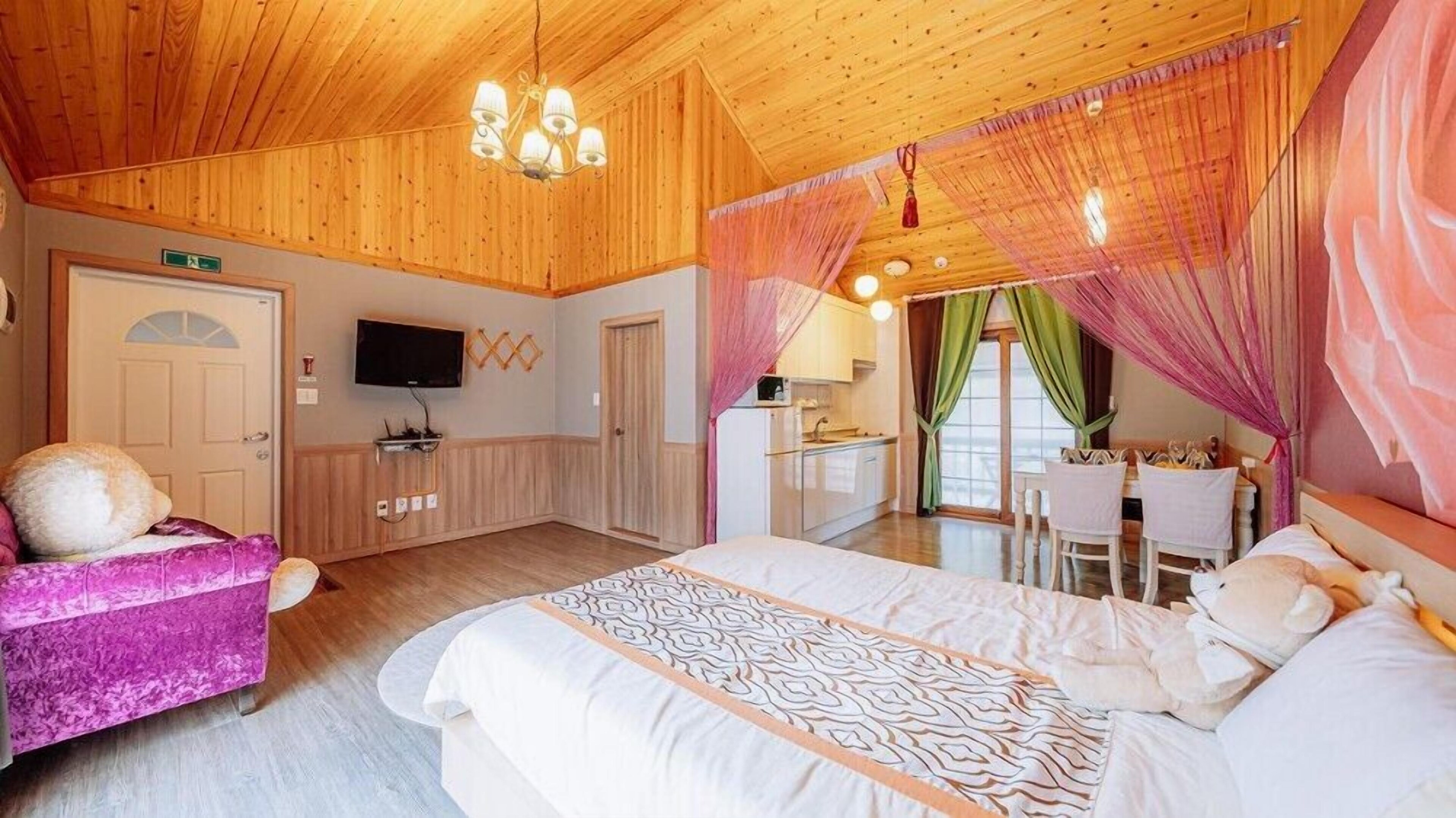 Lebois Pension