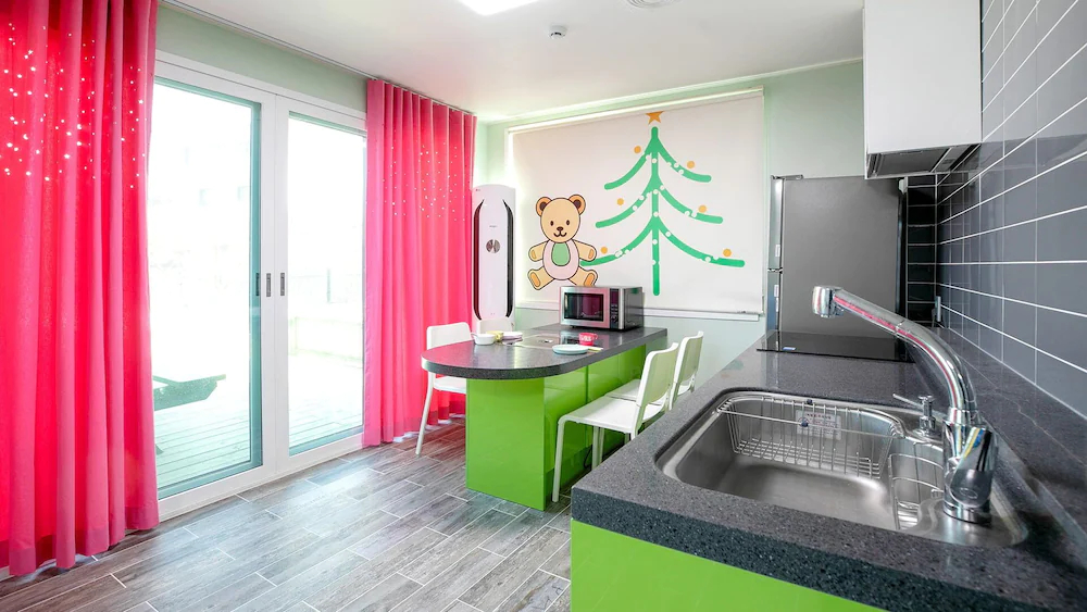 My Chu Kids Pool Villa Pension