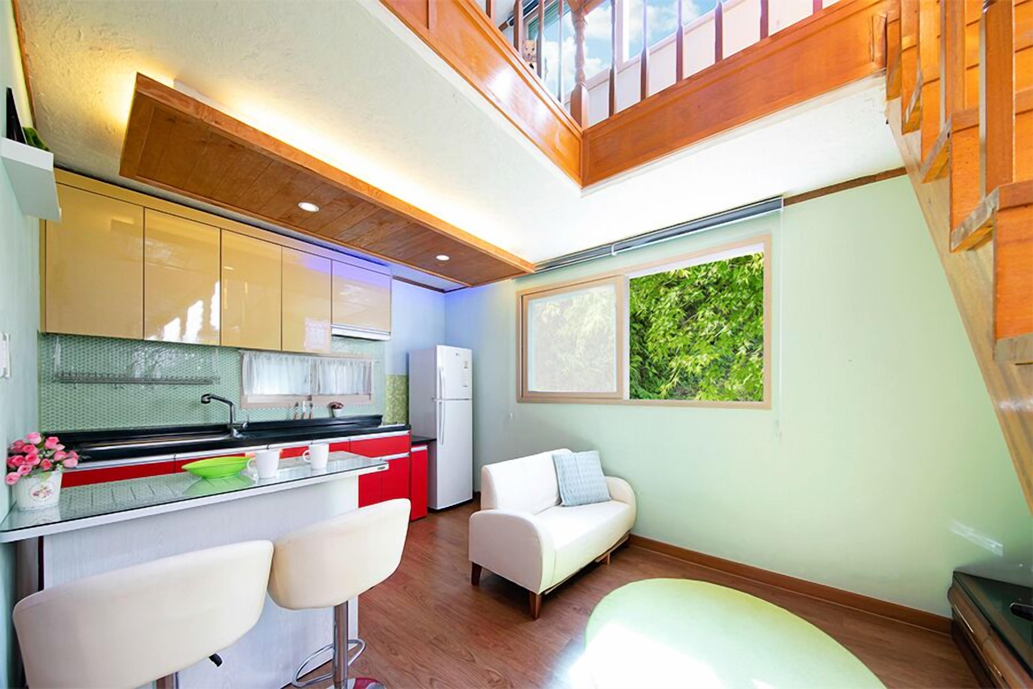 Nami Island Herb Pension