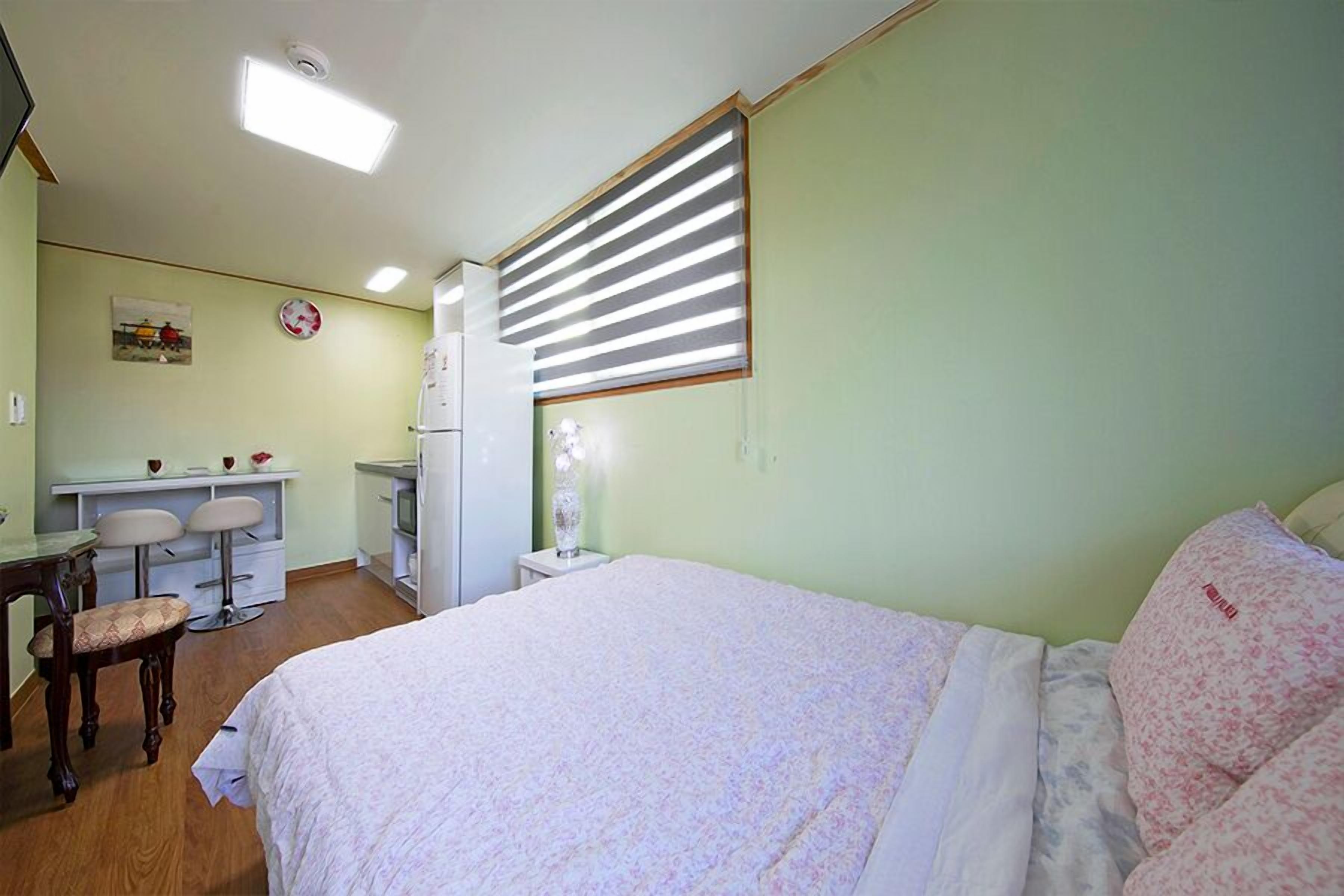 Nami Island Herb Pension