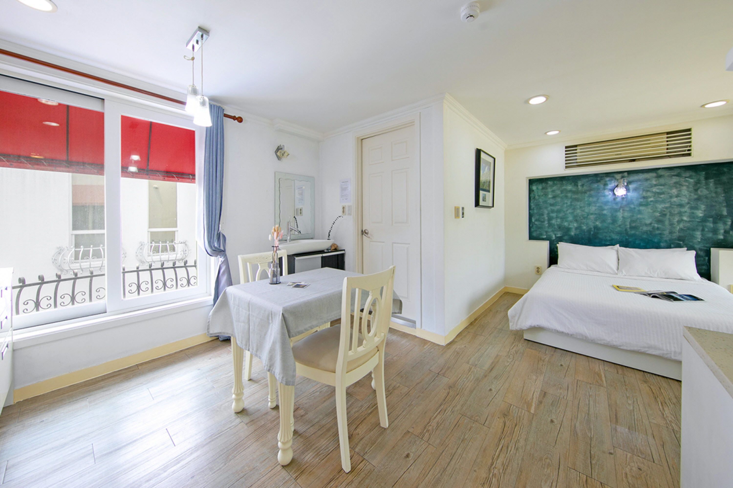 Nami Island O2 Pension