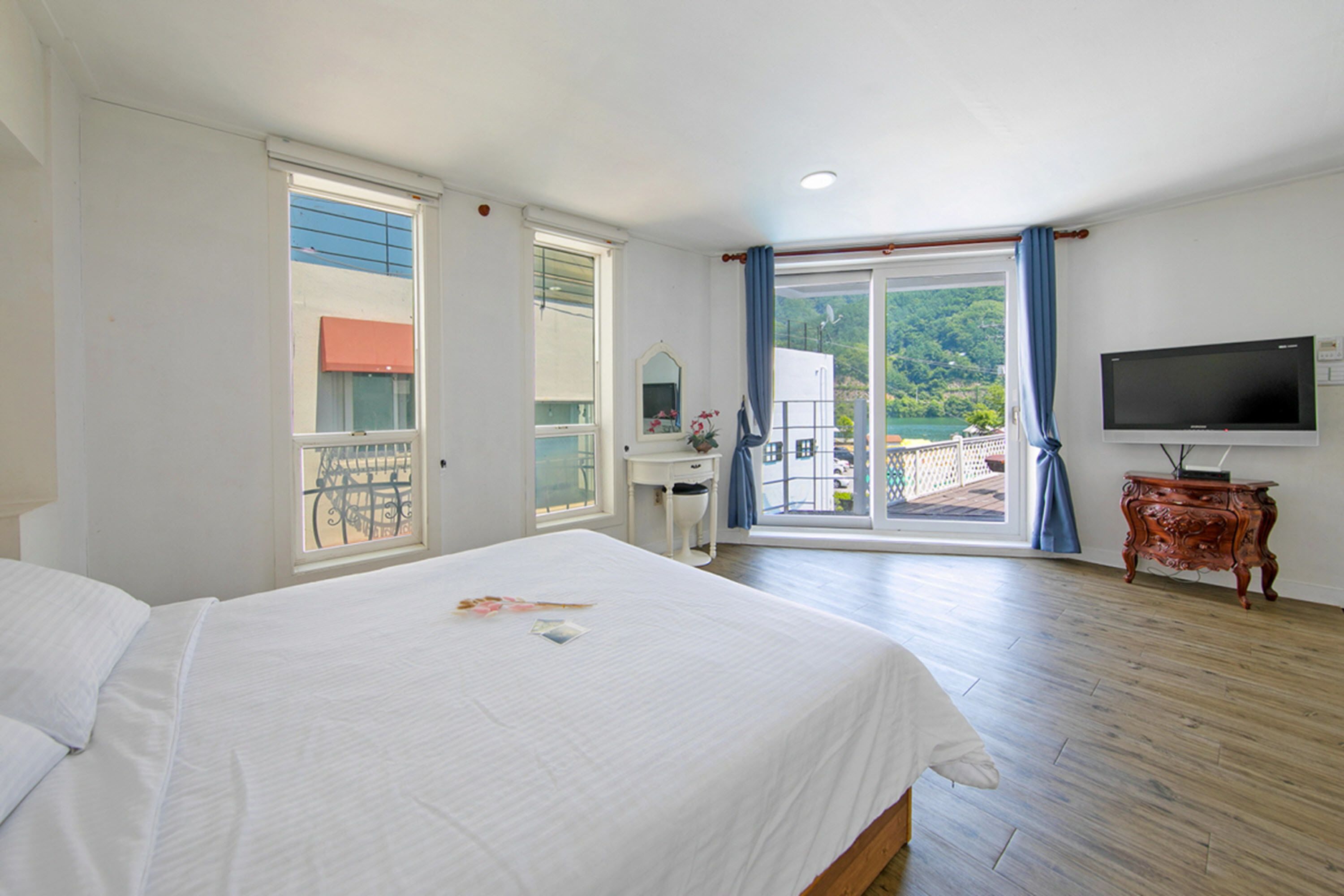 Nami Island O2 Pension