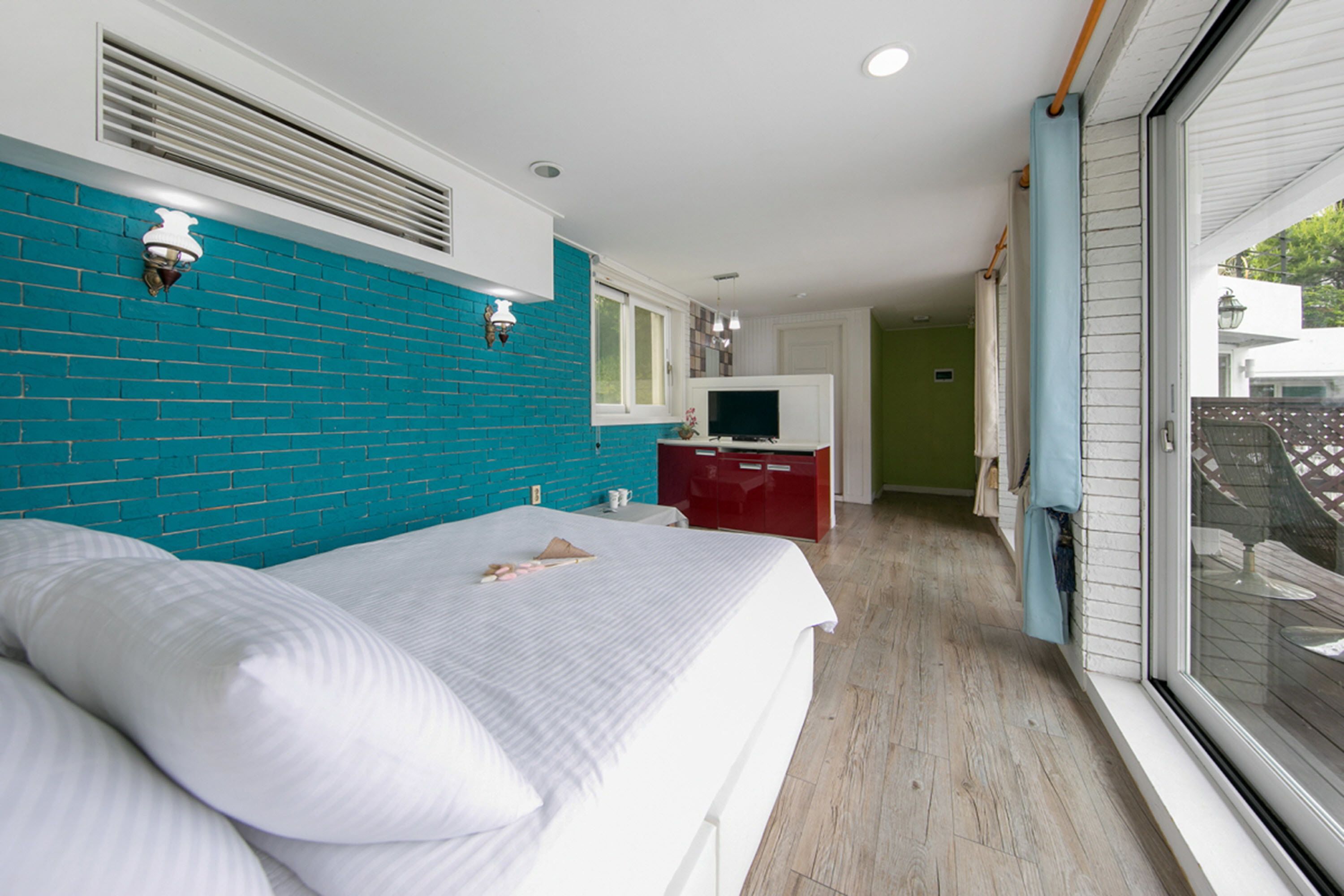 Nami Island O2 Pension