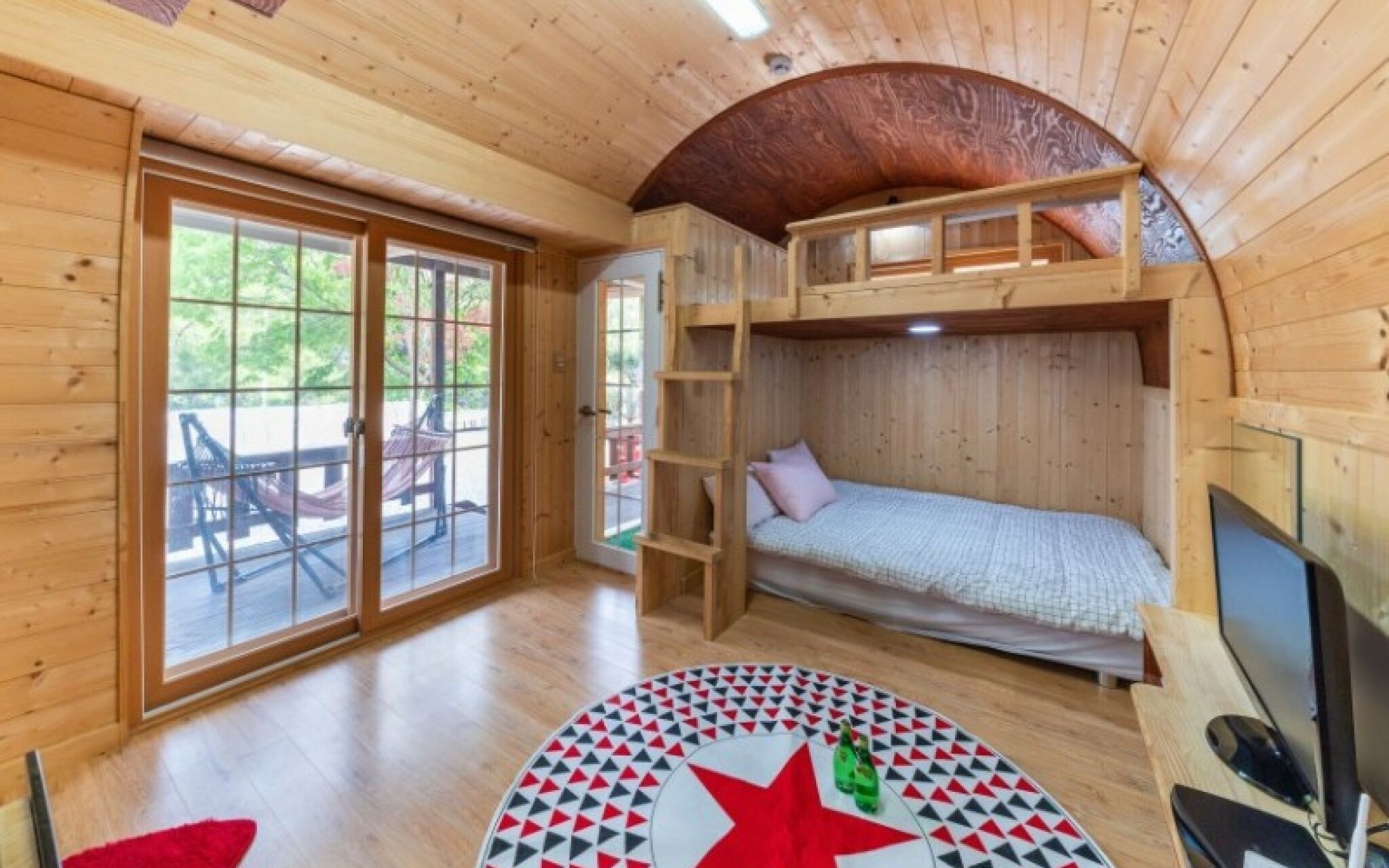 Petit Cabin Pension
