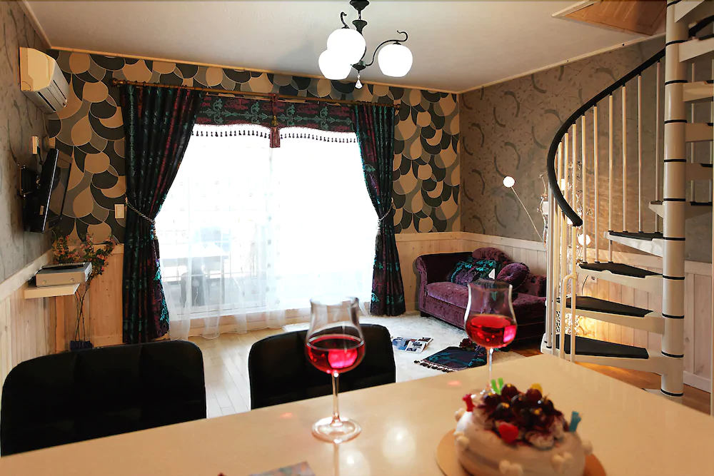 Popcorn House Pension