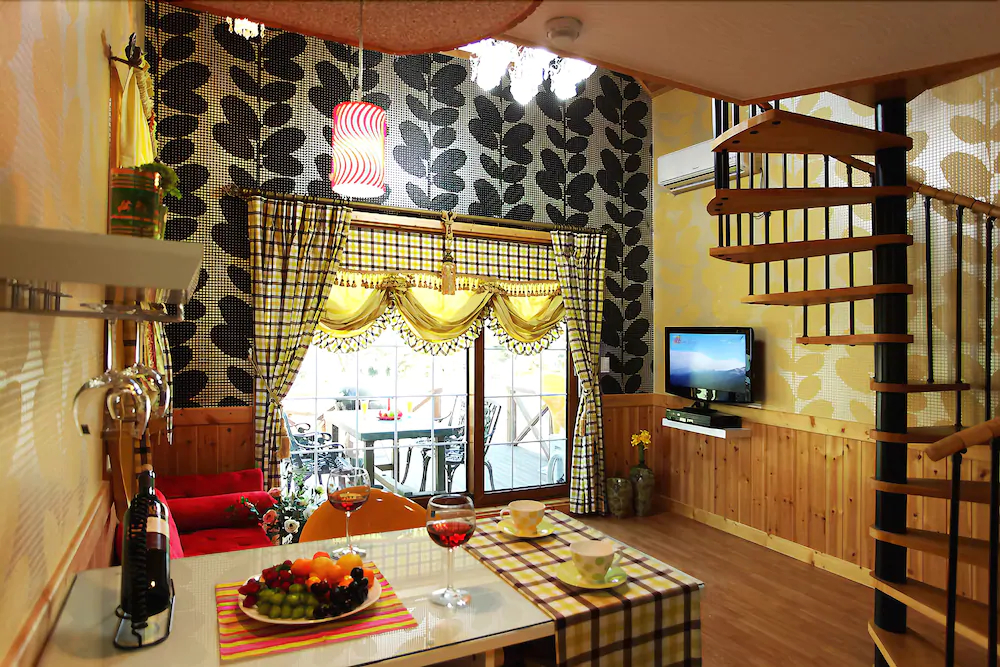 Popcorn House Pension