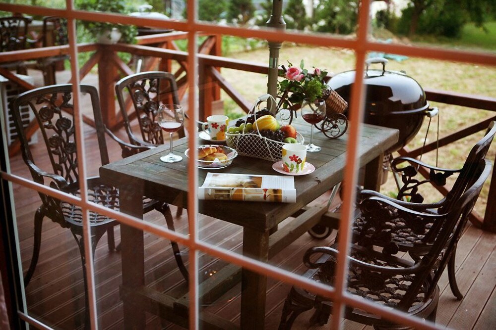 Popcorn House Pension