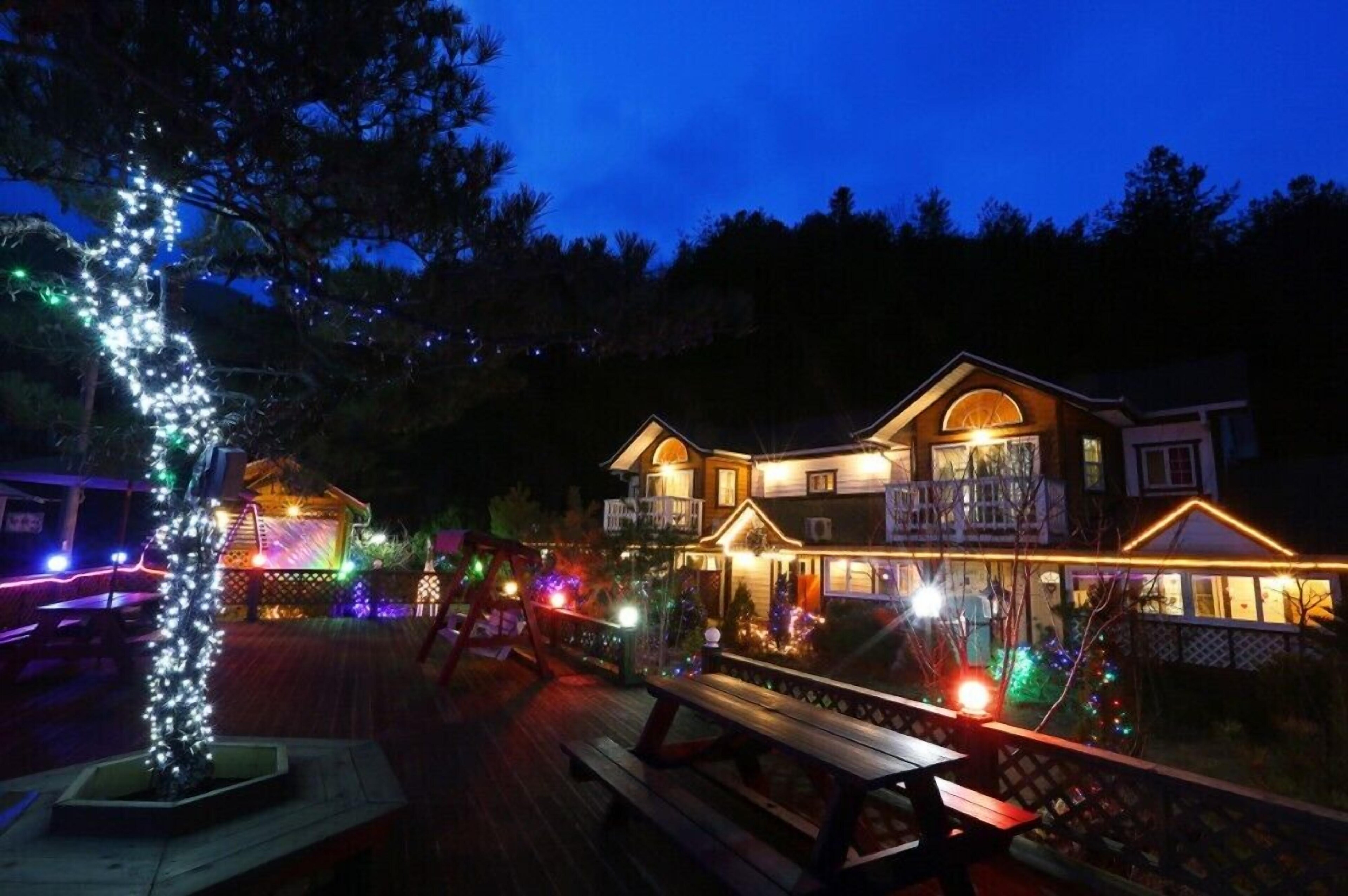 Ravie Pension