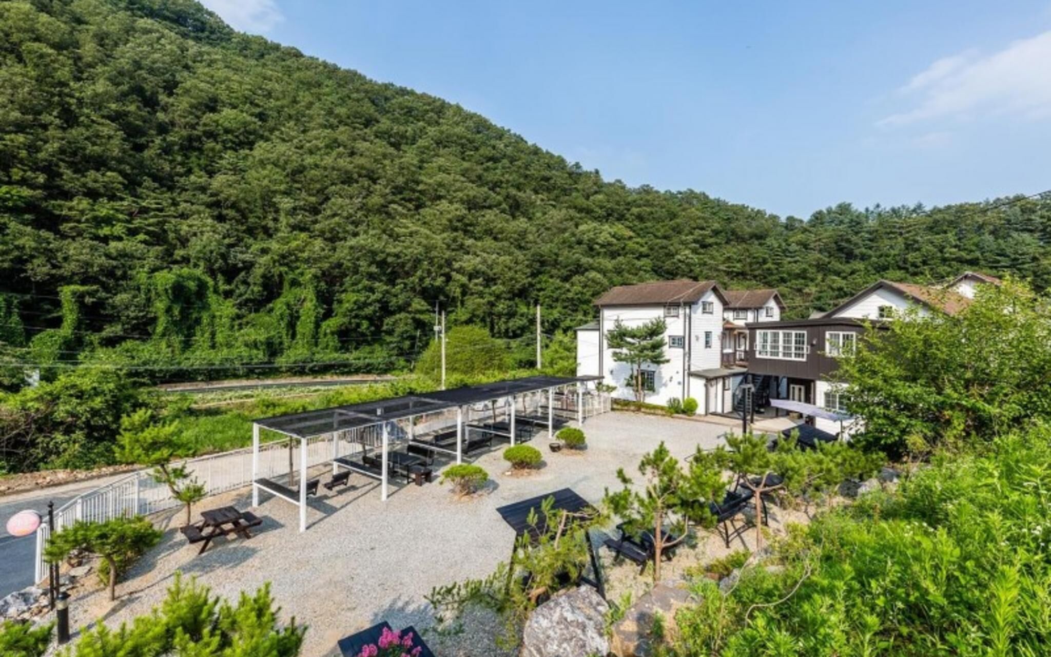 Red Pension Gapyeong