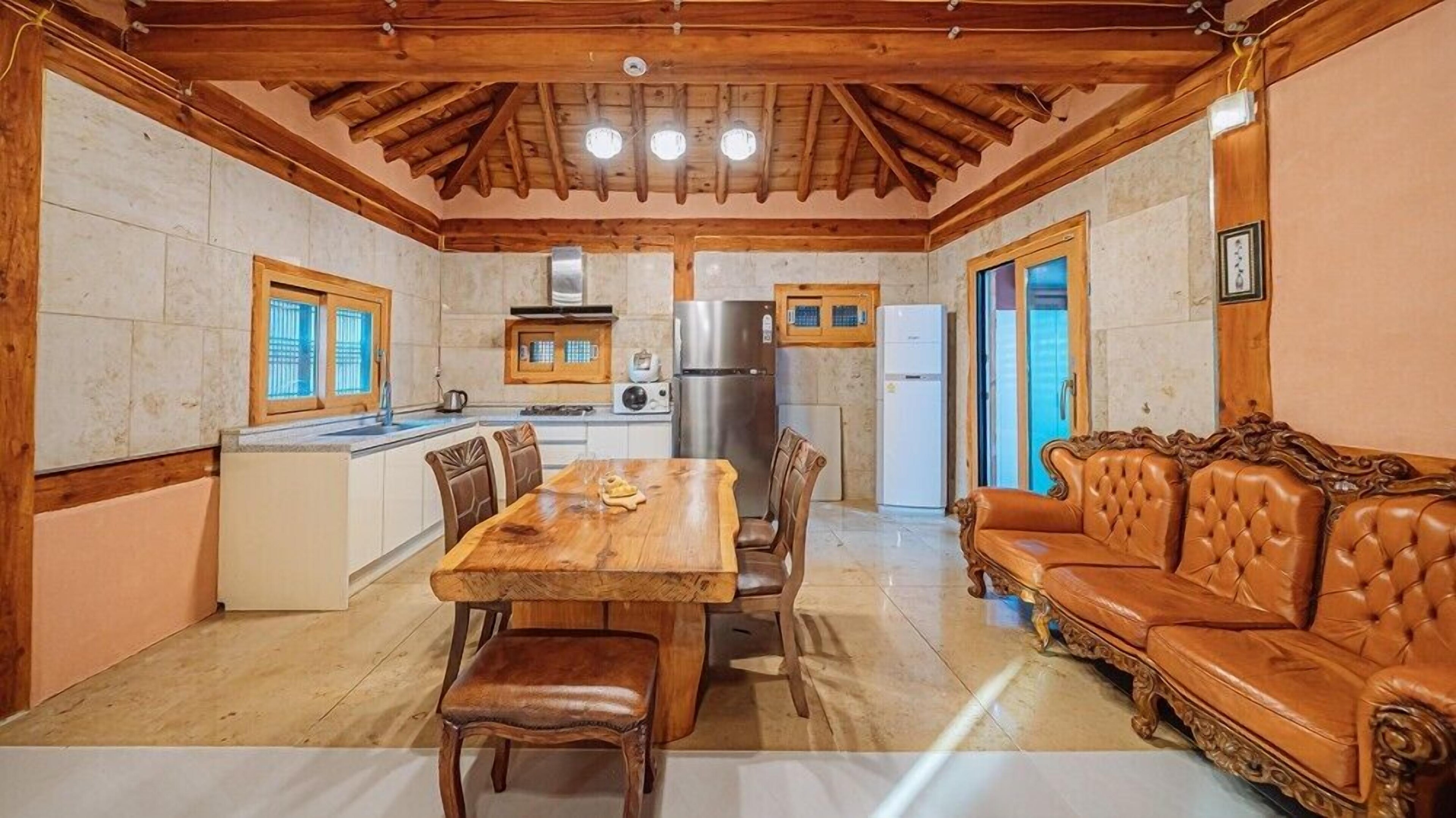 Romain Pension