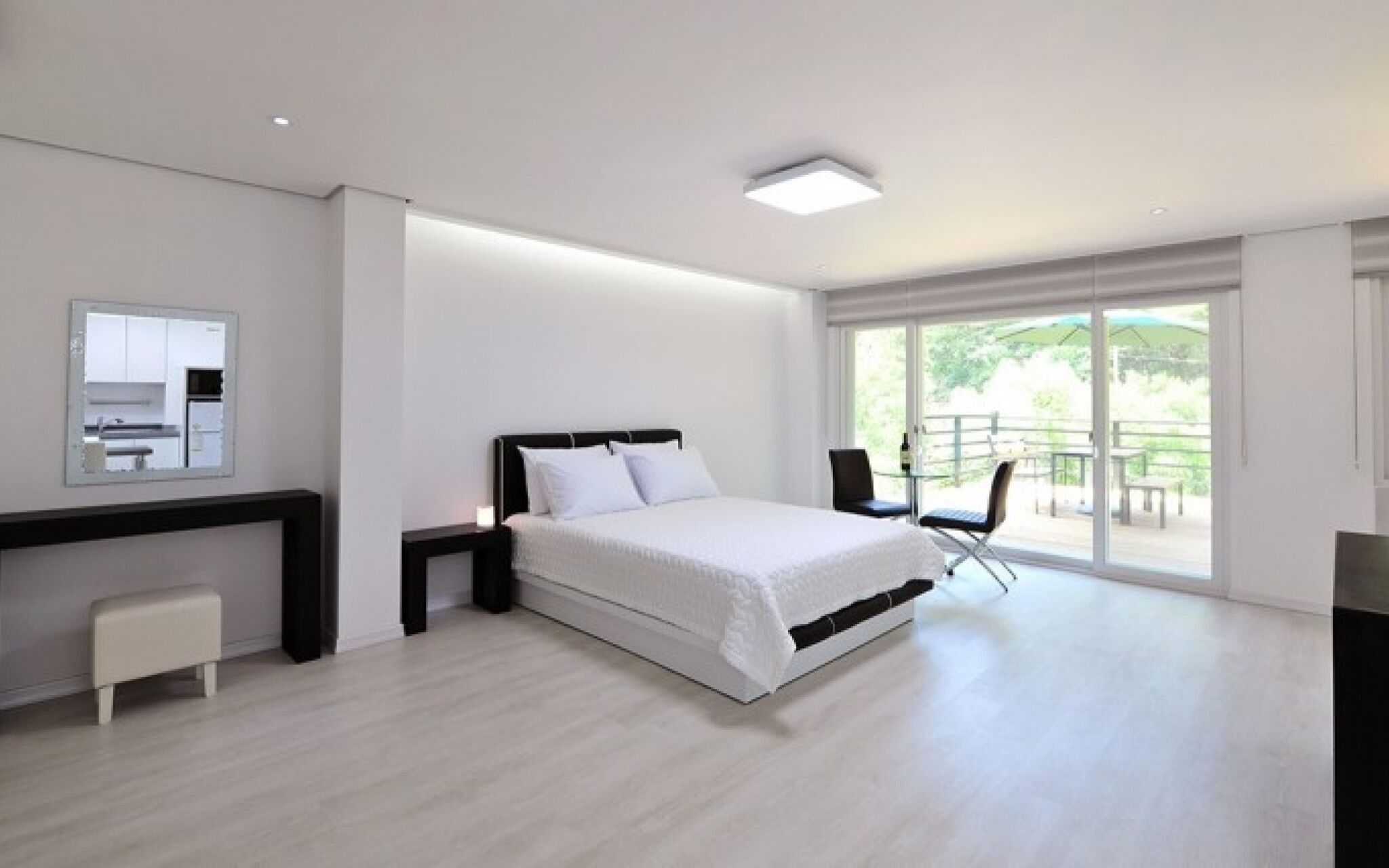 Secret Moon Pension
