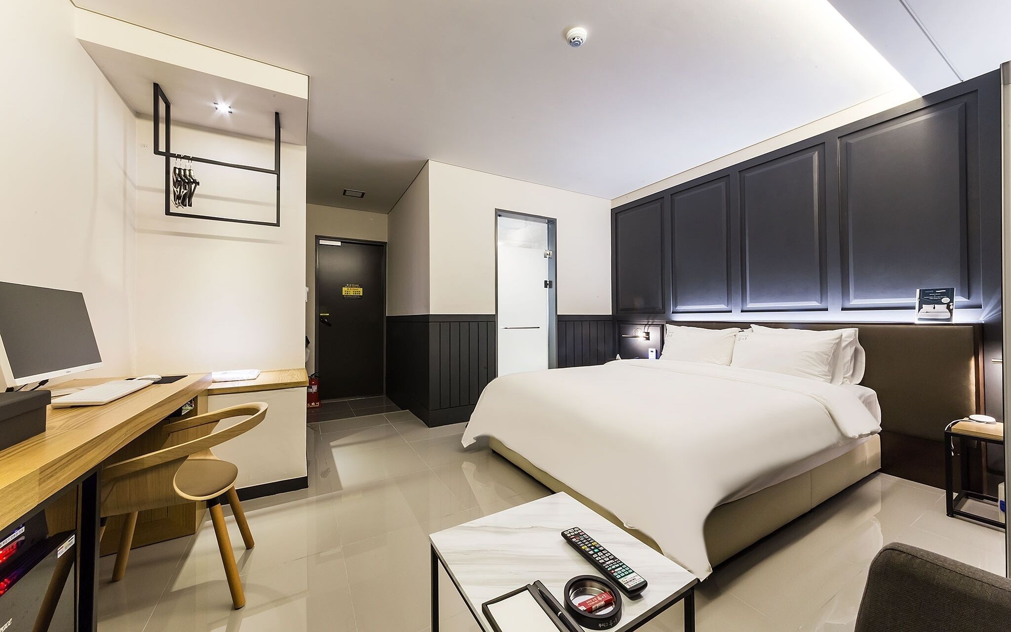 Gimpo Drive-in B-faced Hotel Louis