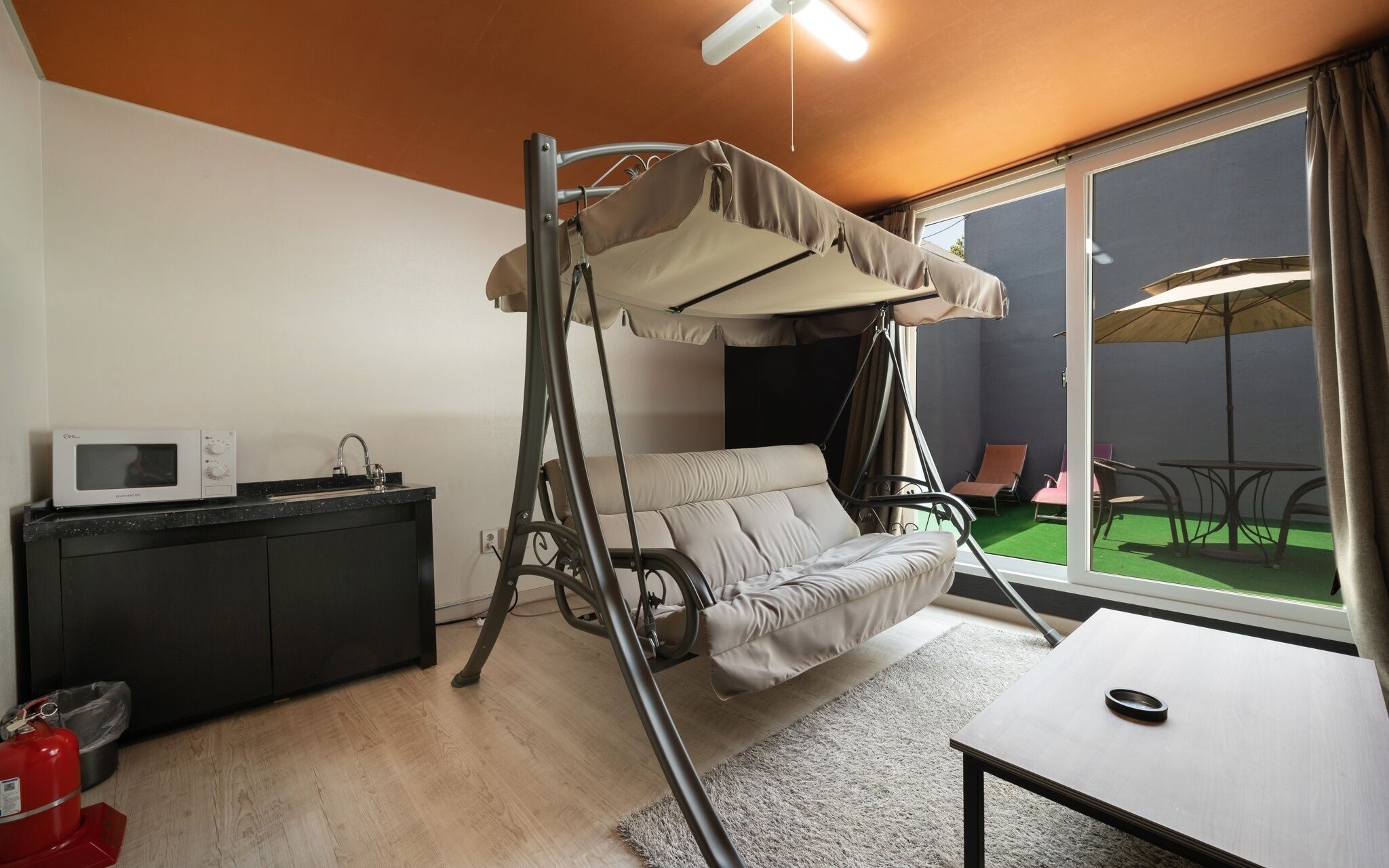 Gimpo Habibi Self Check-In Motel