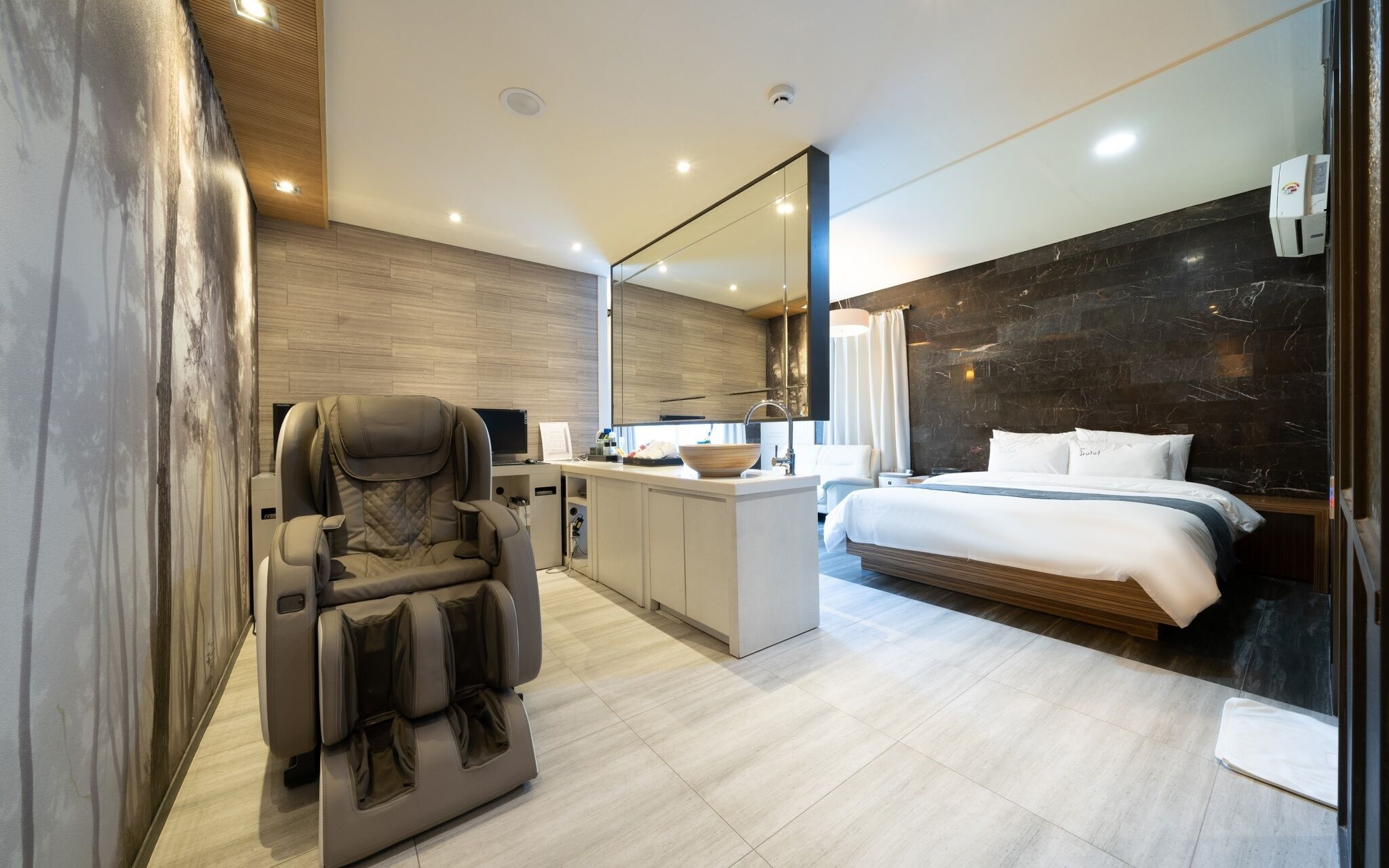 Gimpo Habibi Self Check-In Motel