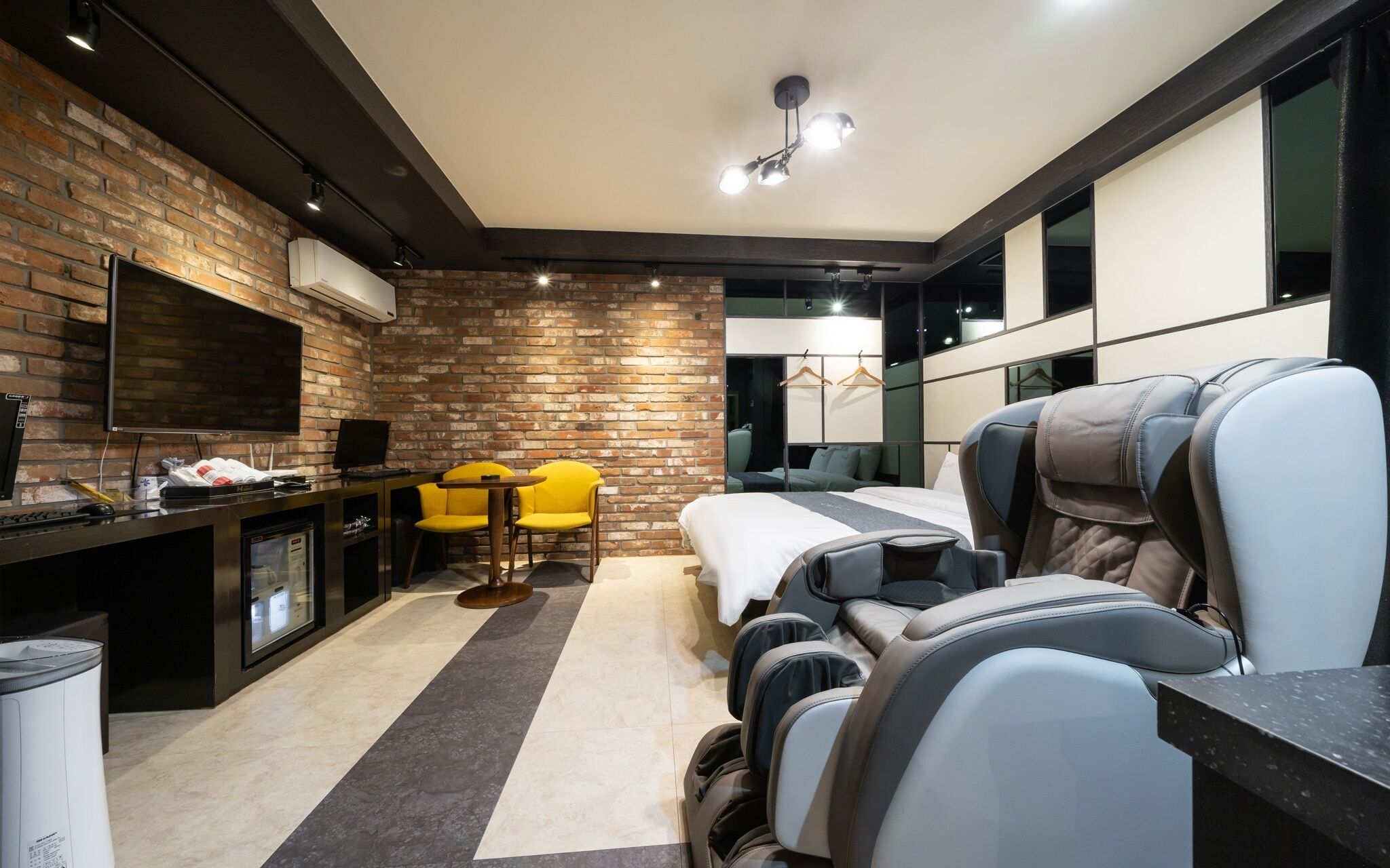 Gimpo Habibi Self Check-In Motel