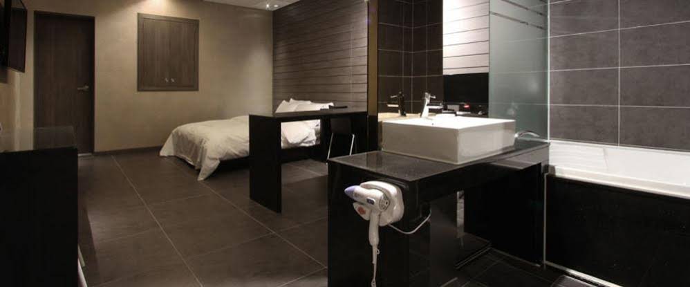 Antives Hotel