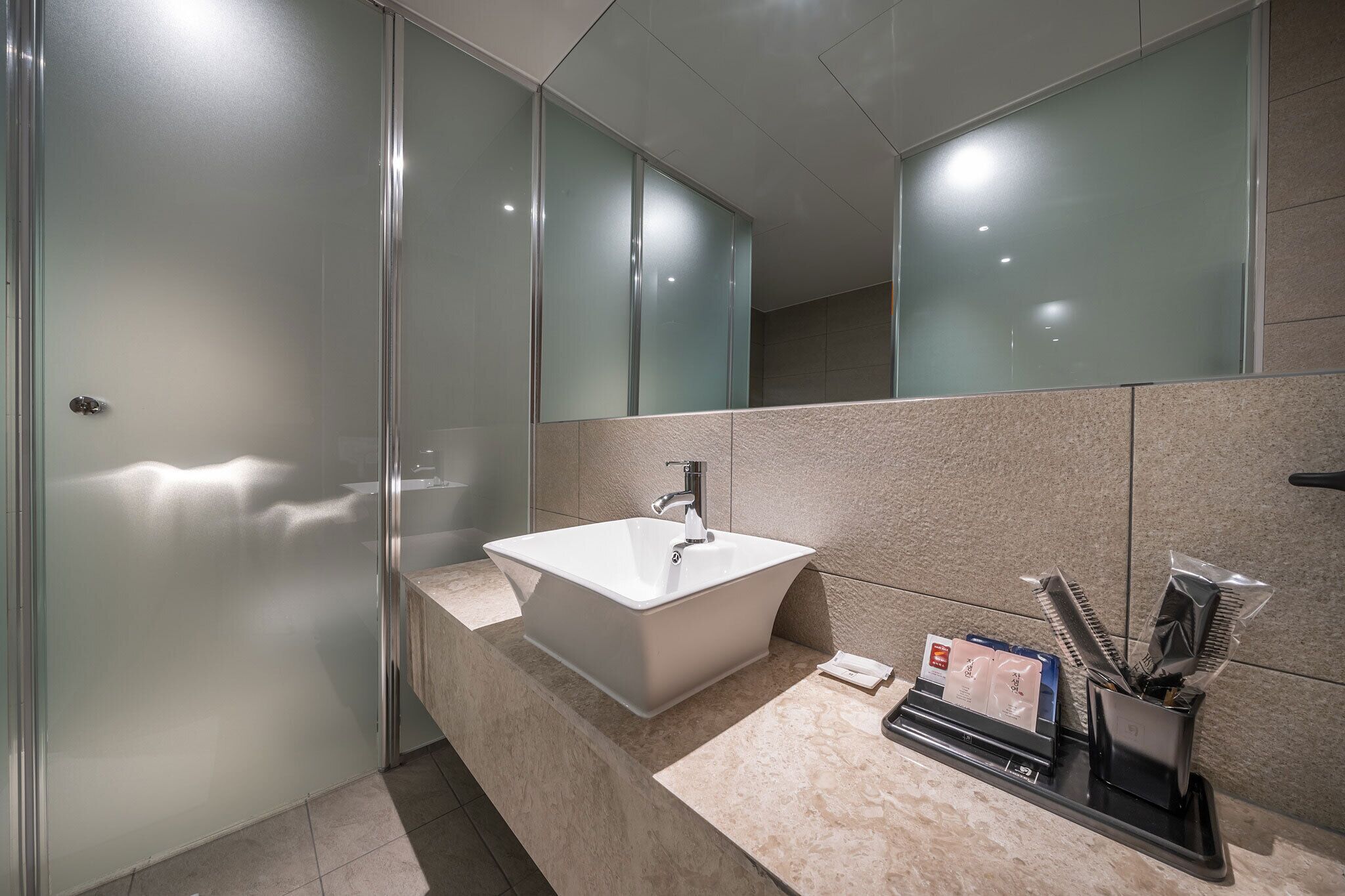 Goyang Stay Bishop Hotel