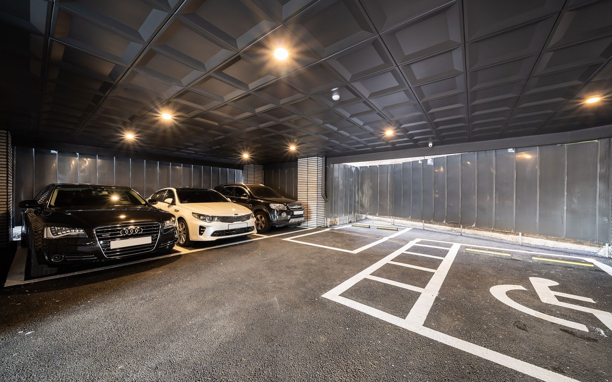 Goyang Stay Bishop Hotel