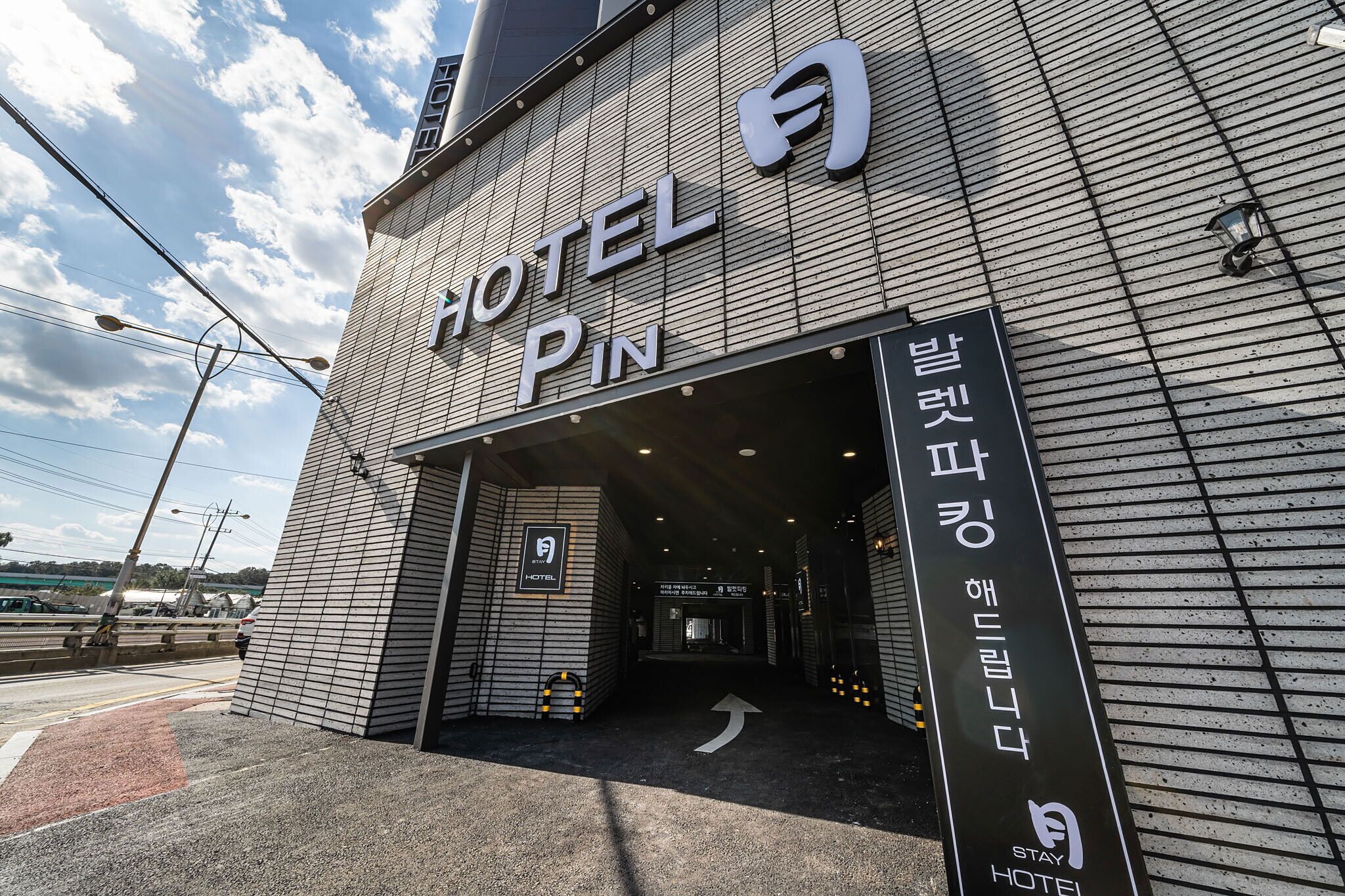 Goyang Stay Bishop Hotel