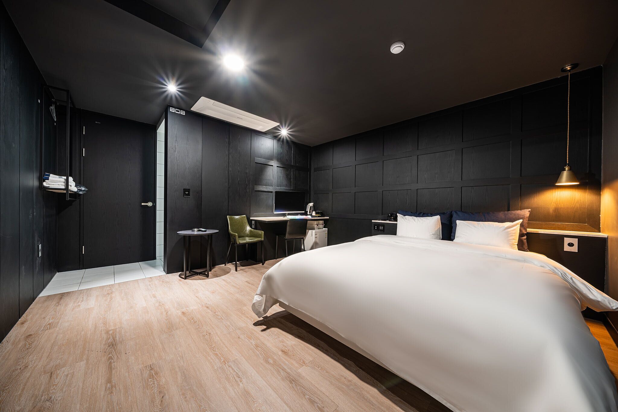 Goyang Stay Bishop Hotel