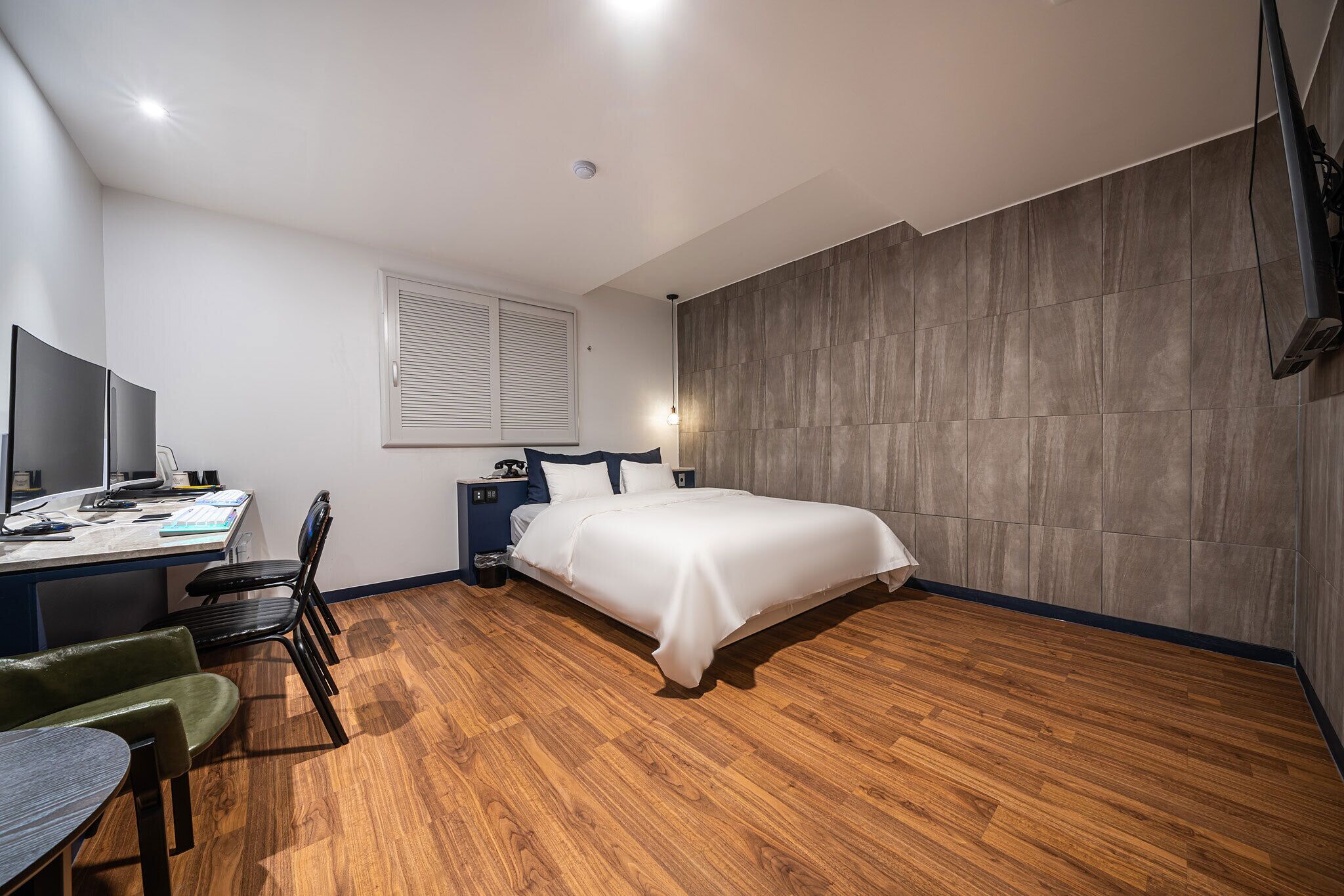 Goyang Stay Bishop Hotel