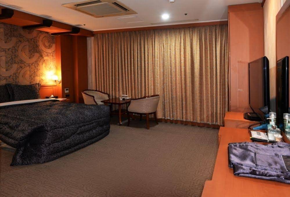 Ilsan Queen Town Hotel