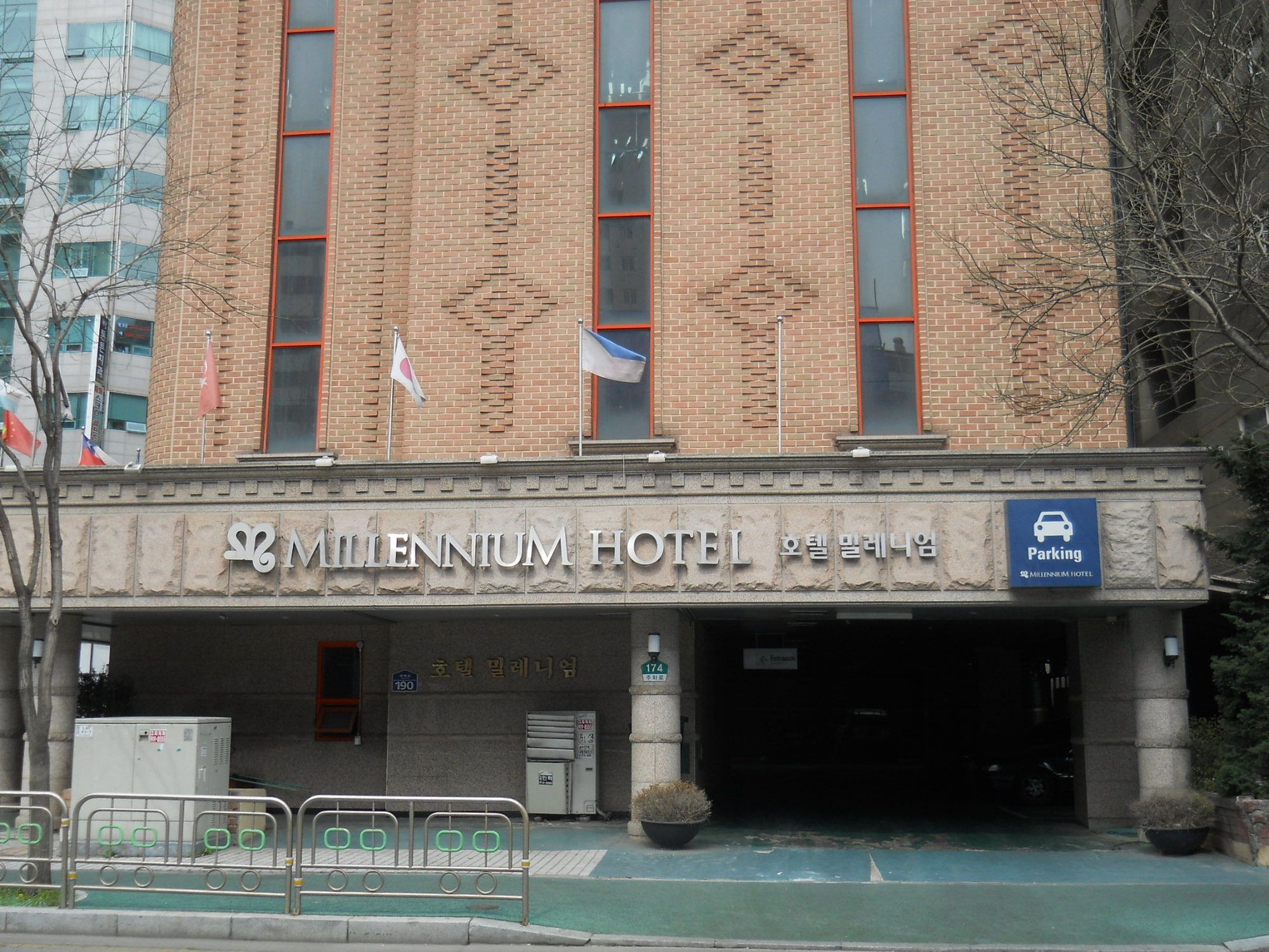 Hotel Millennium