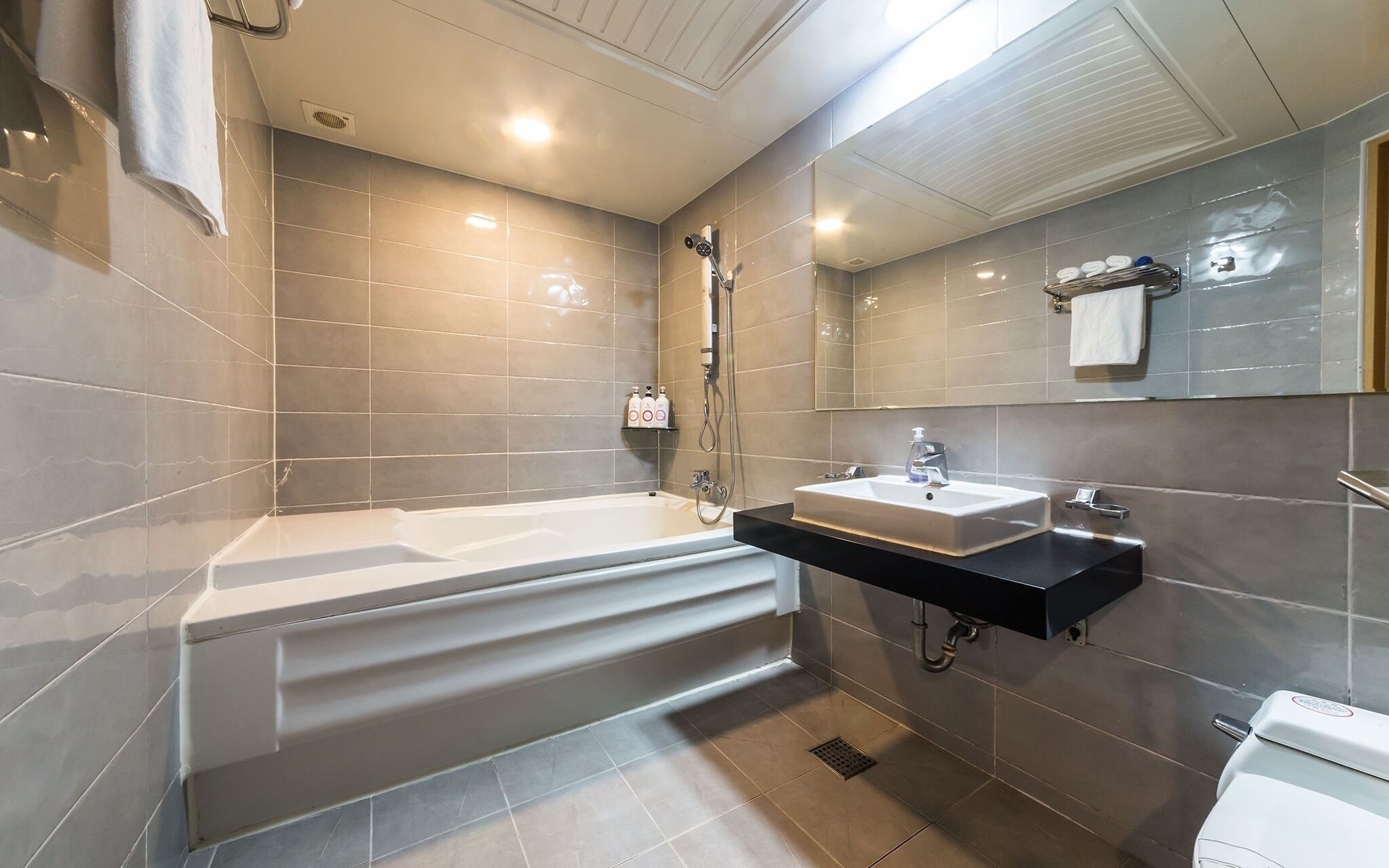 Ilsan Baekseok Mirabel