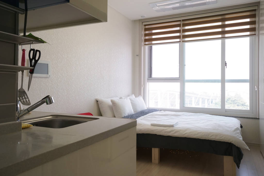 Onemount Residence