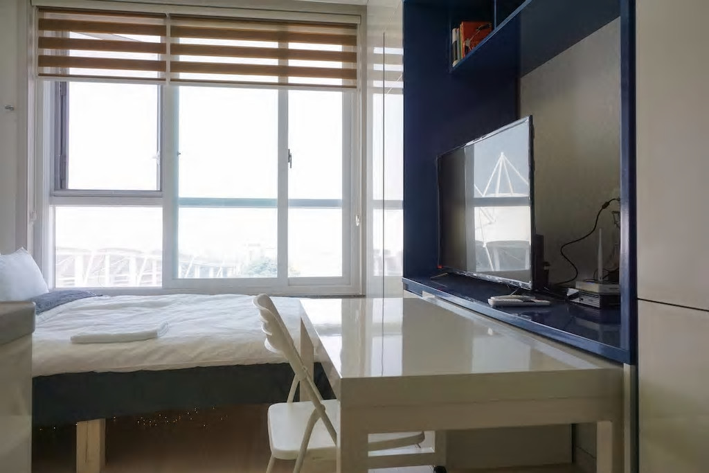 Onemount Residence
