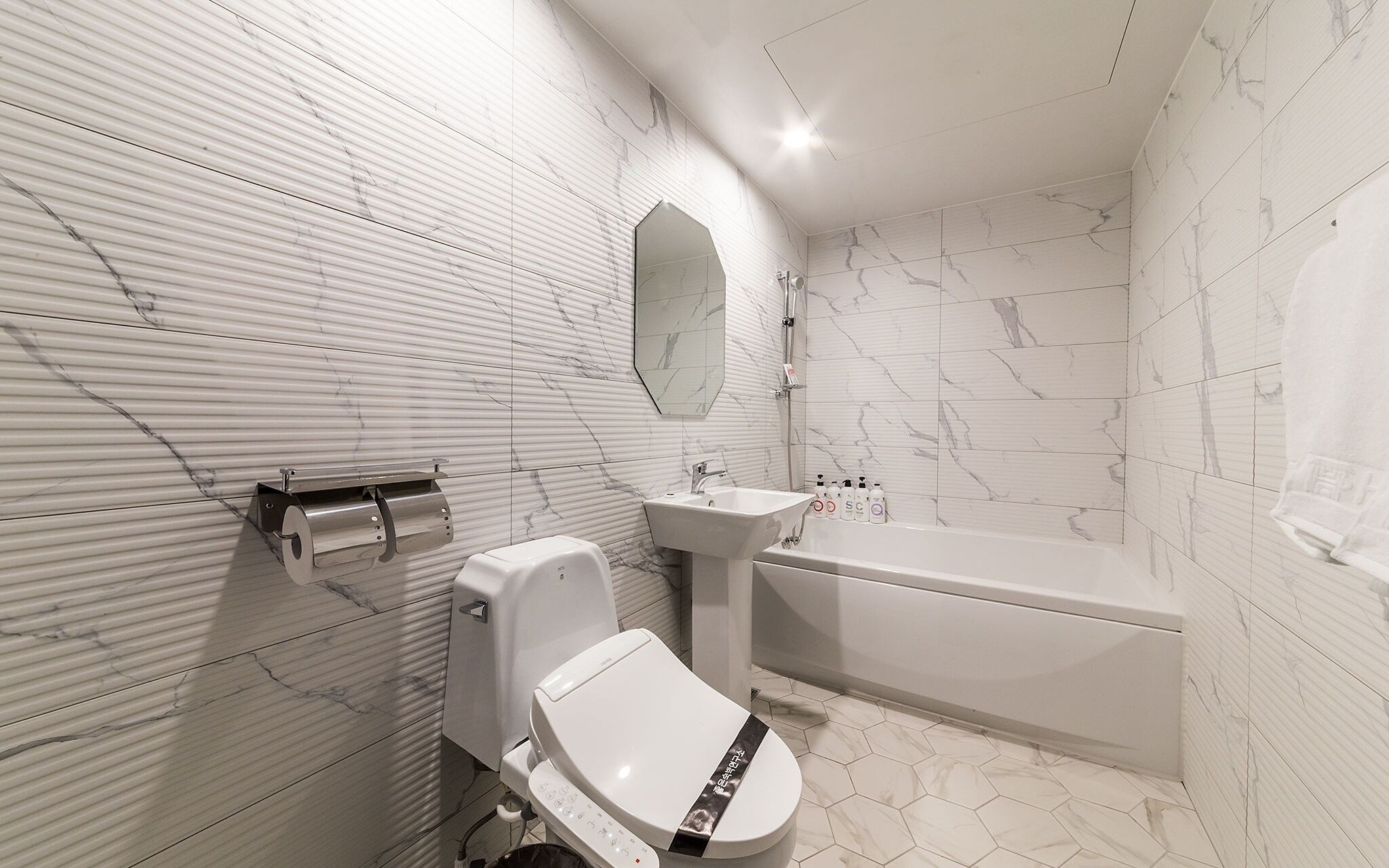 Sanbon Hotel in Cafe