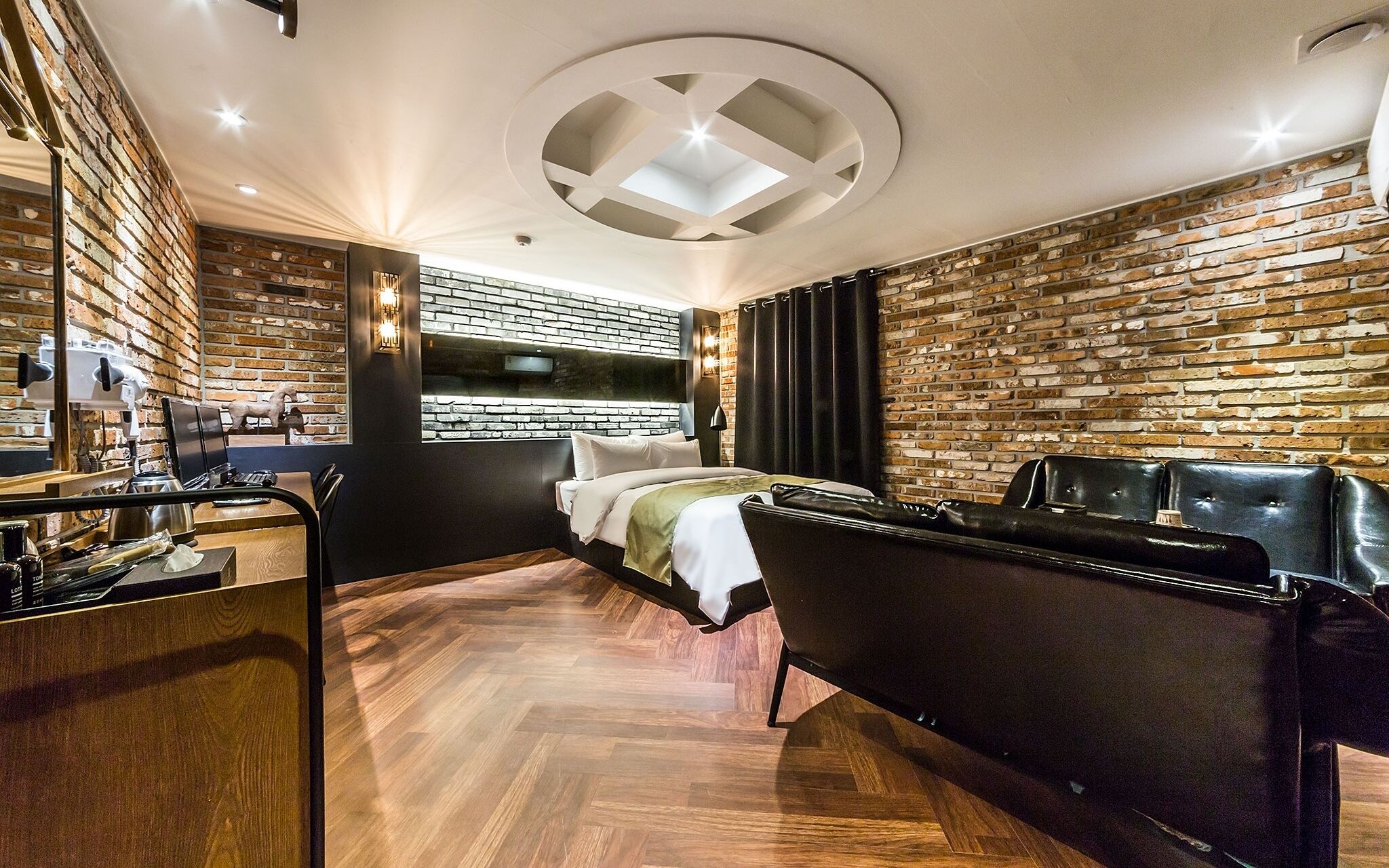 Sanbon Hotel in Cafe