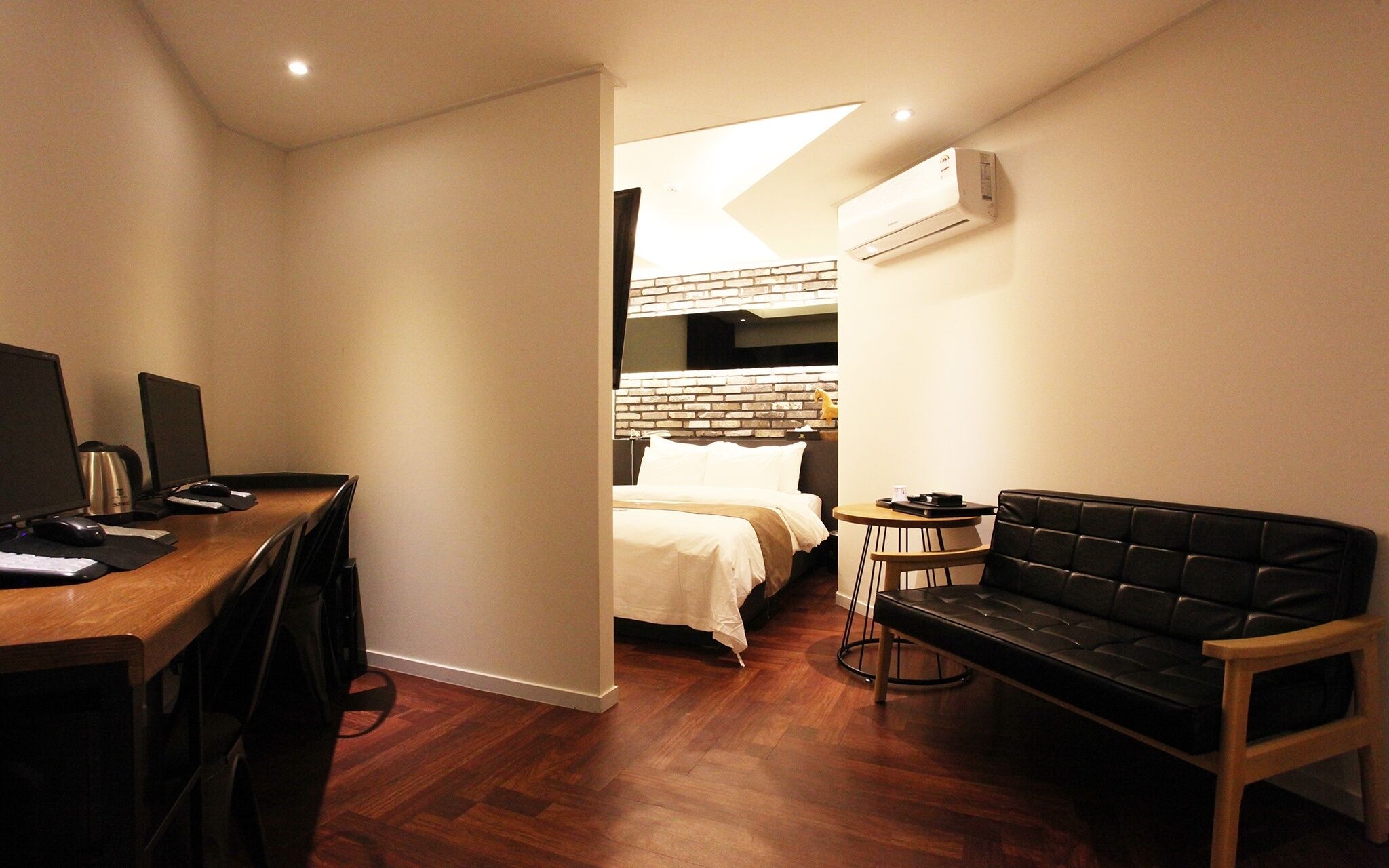 Sanbon Hotel in Cafe