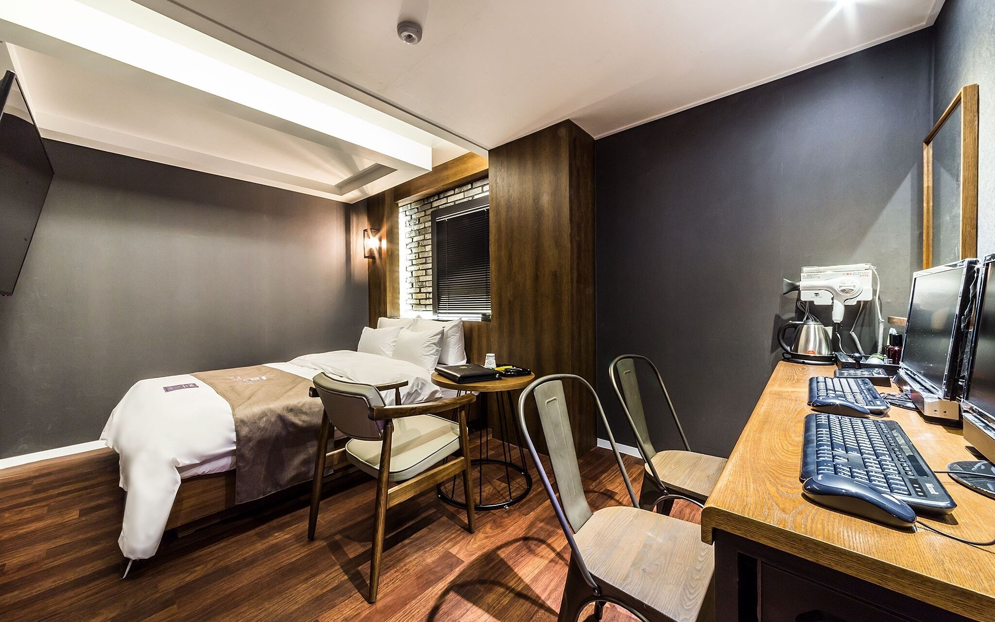 Sanbon Hotel in Cafe